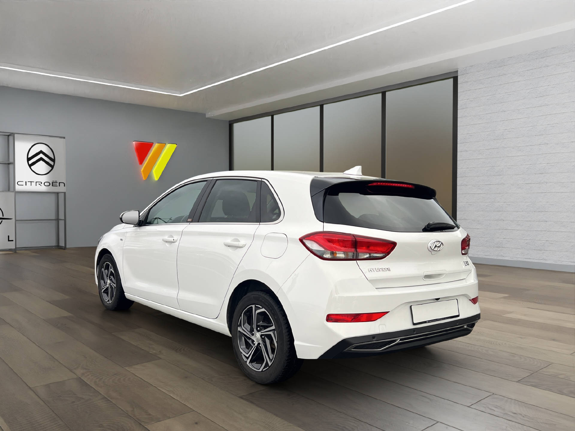 HYUNDAI i30 1.5 T-GDi Amplia-image-4