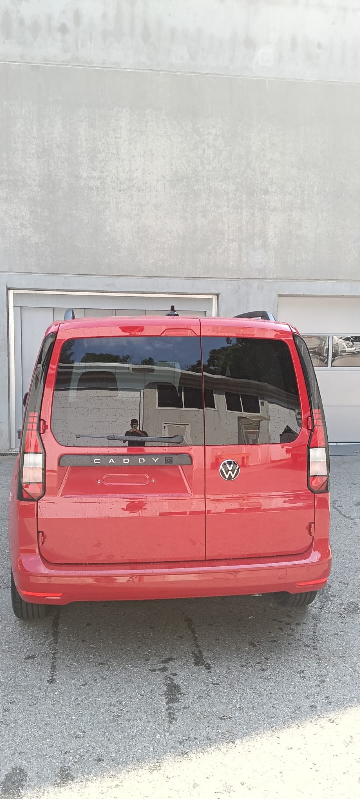VW Caddy 2.0 TDI Liberty DSG-image-6