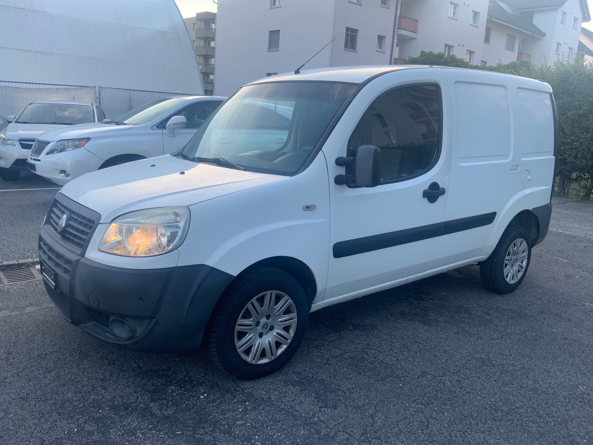 FIAT Doblò 1.4MPI Cargo Basis-image-1
