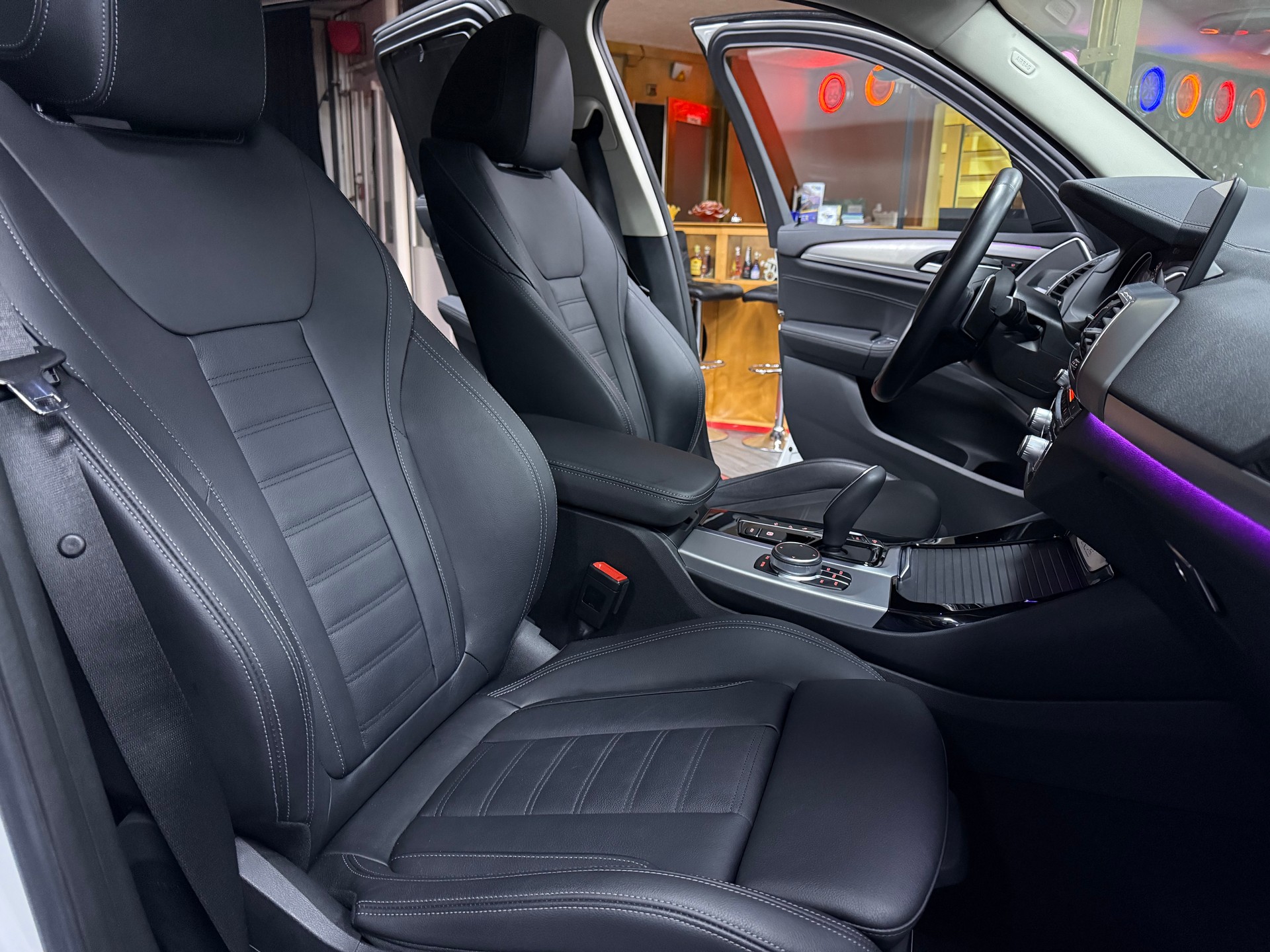BMW X3 xDrive 20d Luxury Line Steptronic-image-9