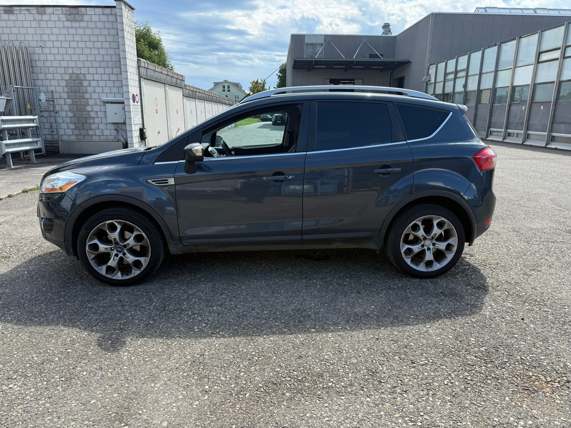 FORD Kuga 2.0 TDCi Titanium 4WD-image-5