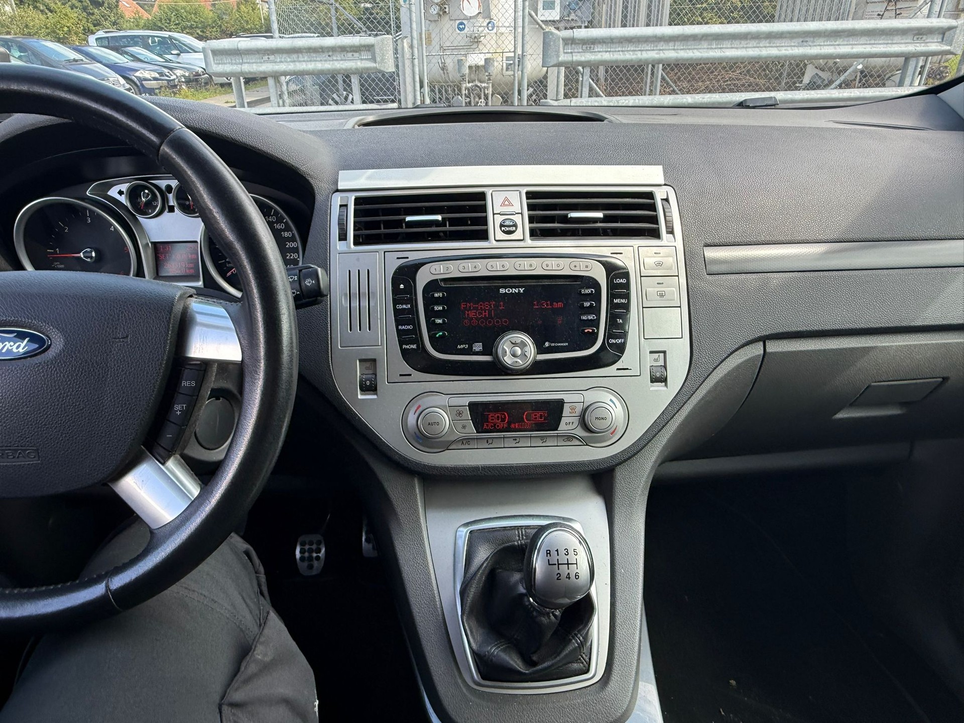 FORD Kuga 2.0 TDCi Titanium 4WD-image-6