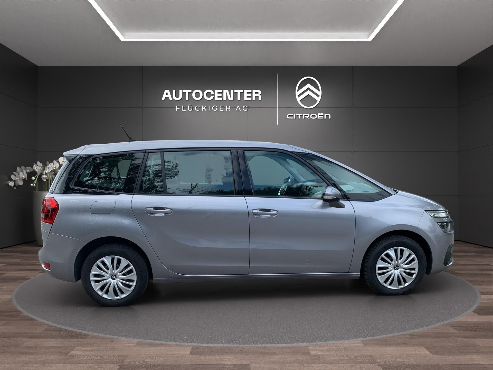 CITROEN C4 Grand Picasso 1.2 PureTech Feel-image-2