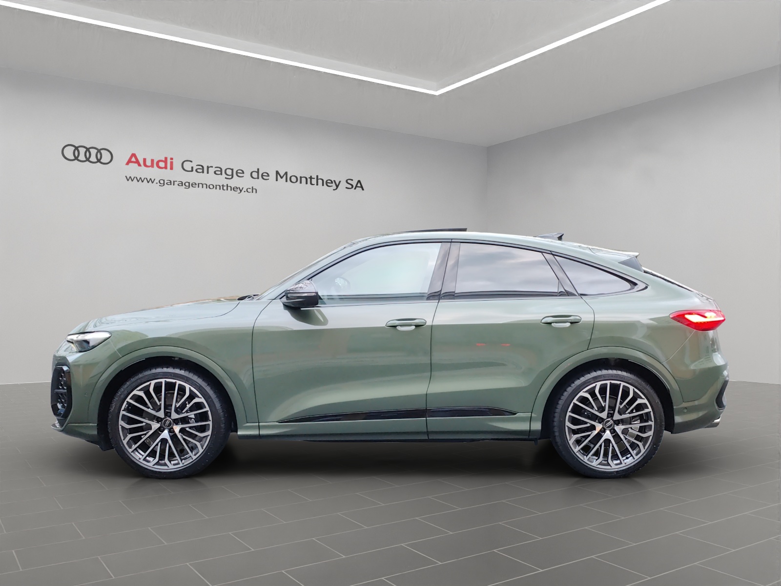AUDI SQ5 Sportback TFSI quattro S-tronic-image-1