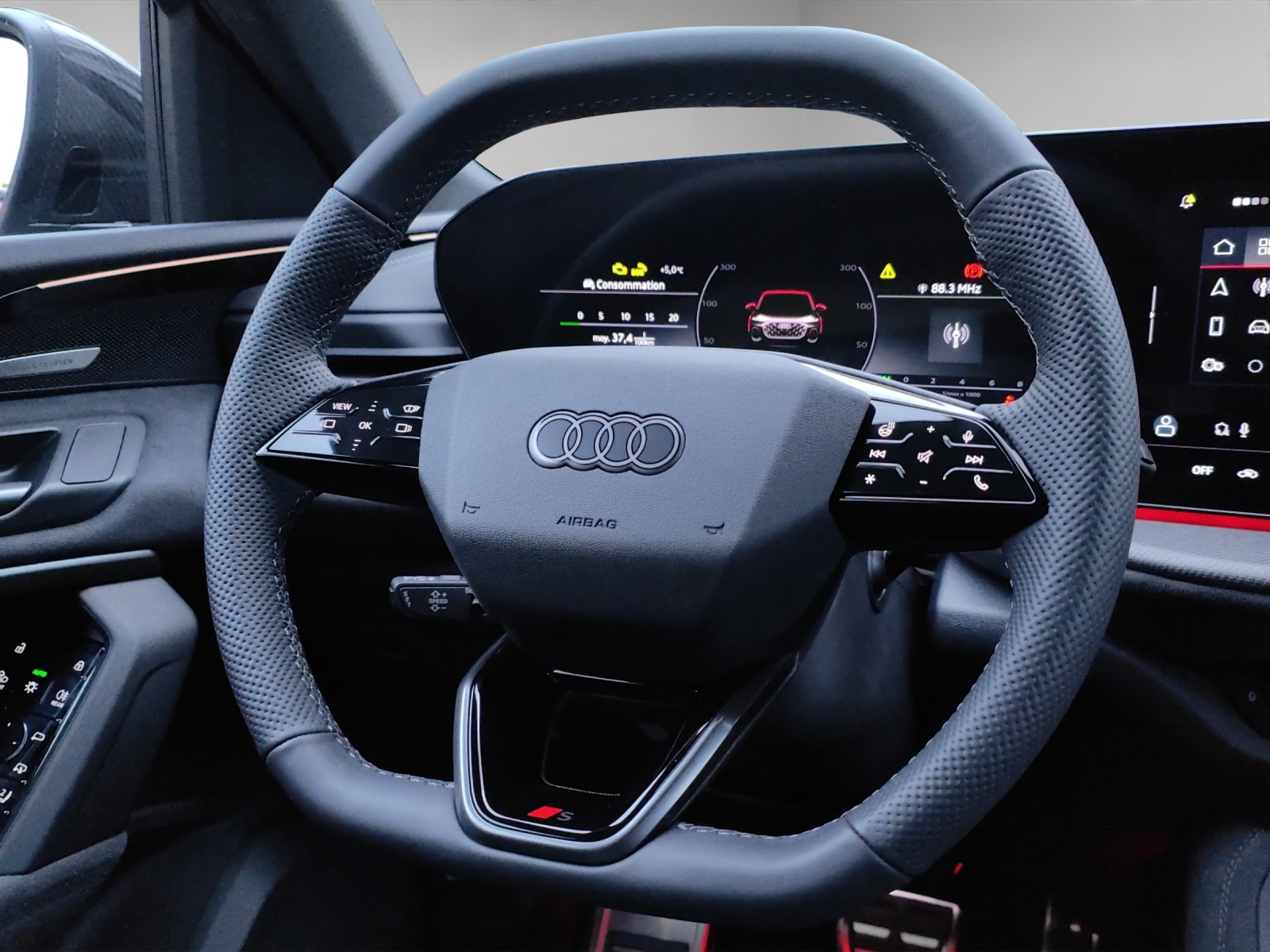 AUDI SQ5 Sportback TFSI quattro S-tronic-image-12