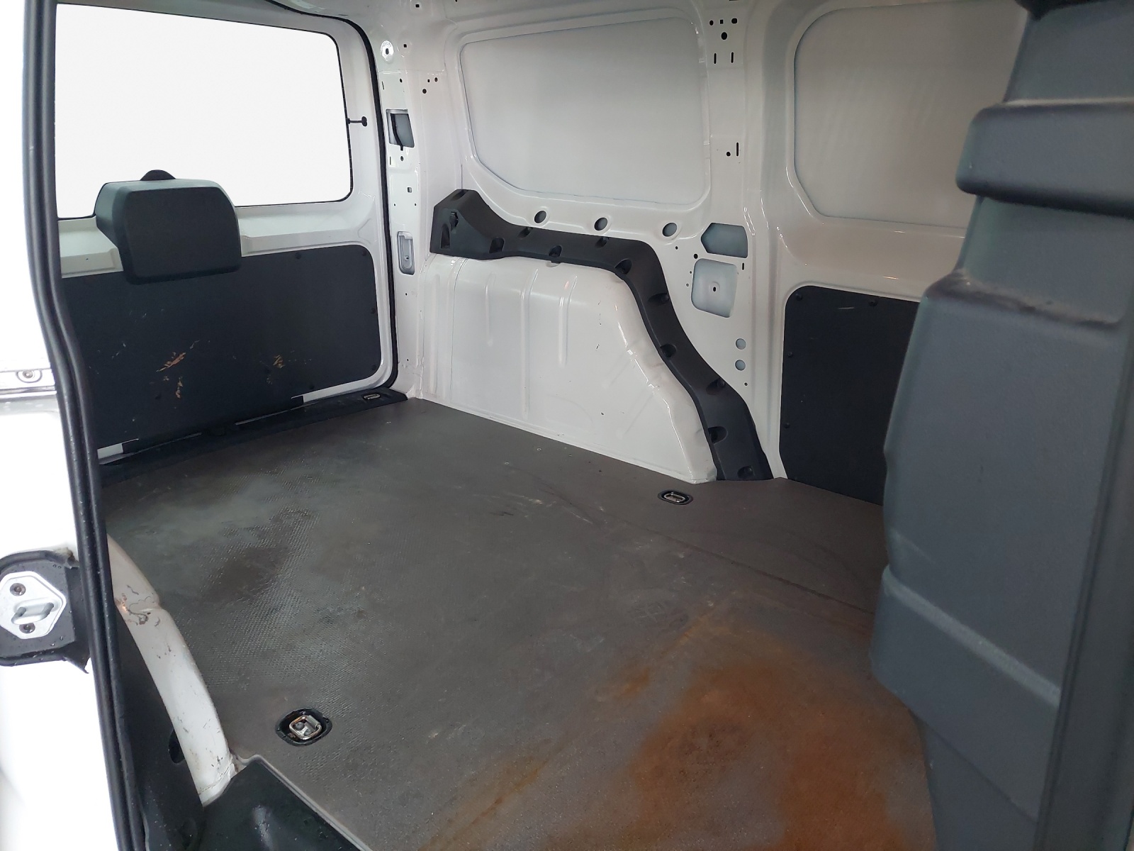 VW Caddy Cargo 2.0TDI Maxi-image-11