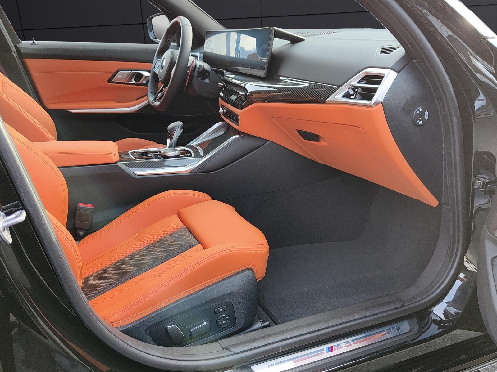 BMW M3 Competition xDrive-image-10