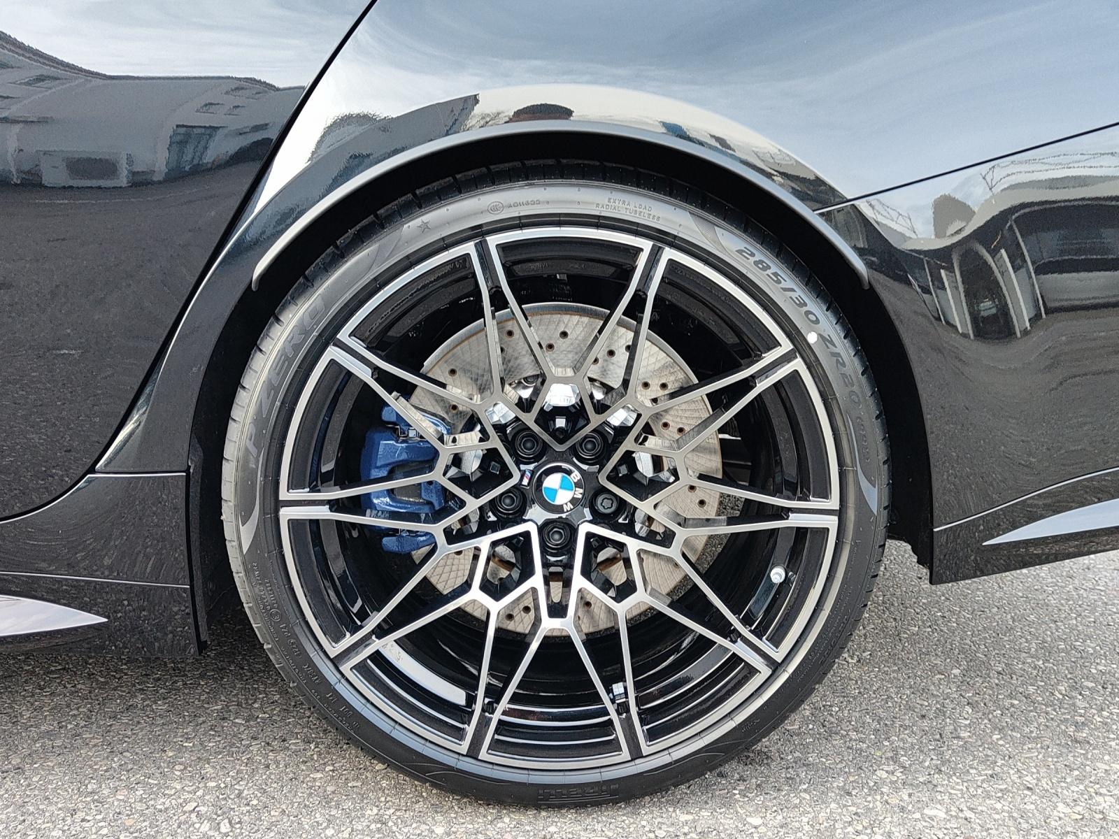 BMW M3 Competition xDrive-image-16
