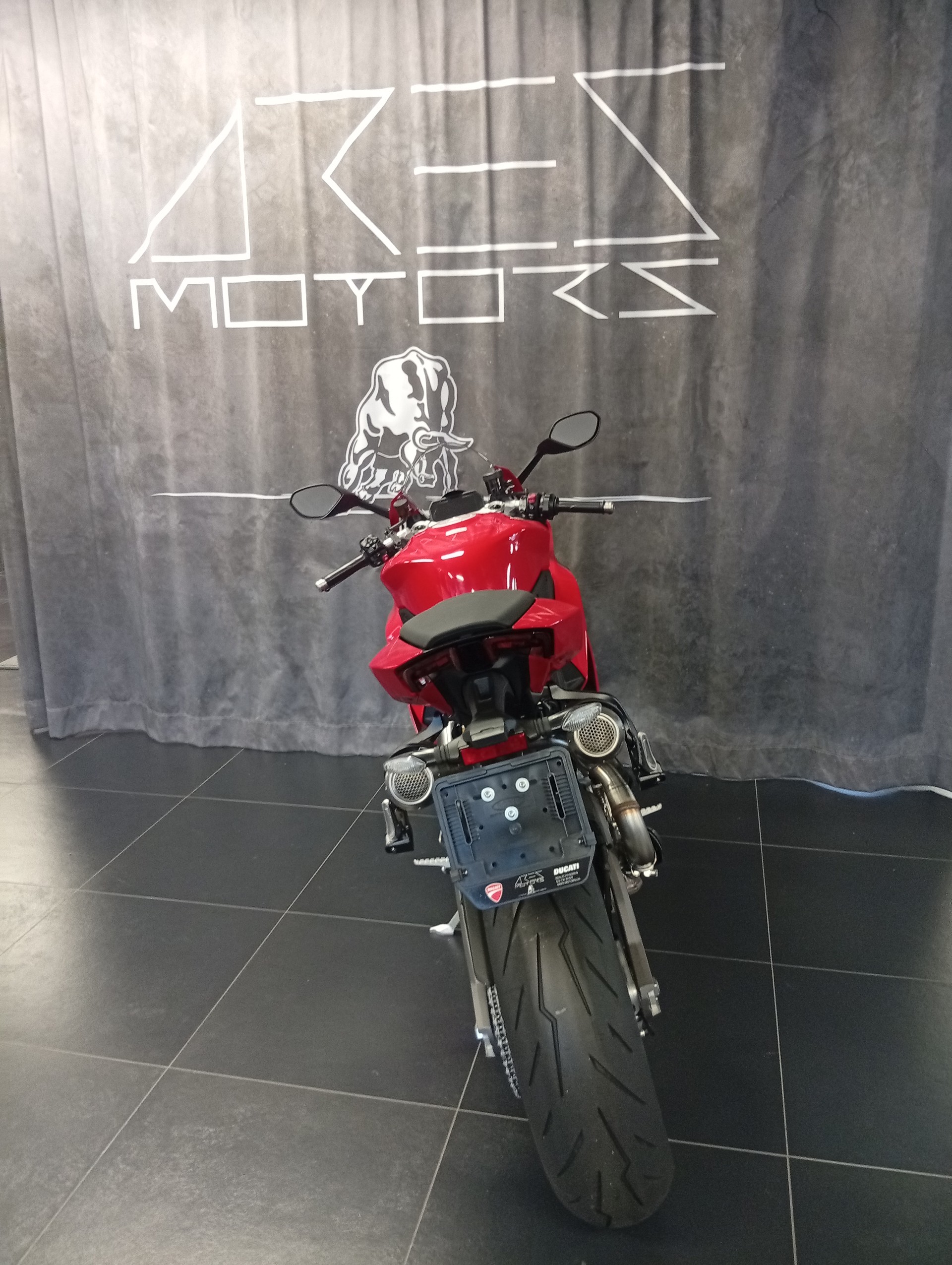DUCATI Panigale V2-image-6