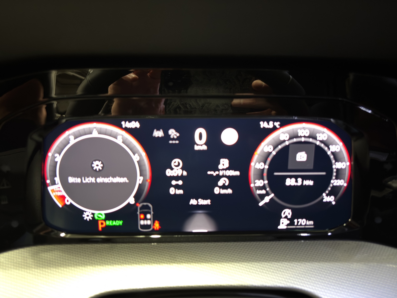 VW Golf 1.5 e TSI mHEV Style DSG-image-16