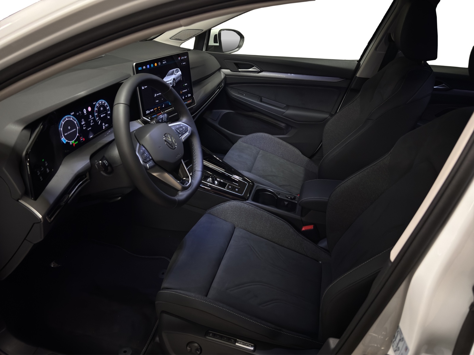 VW Golf 1.5 e TSI mHEV Style DSG-image-5