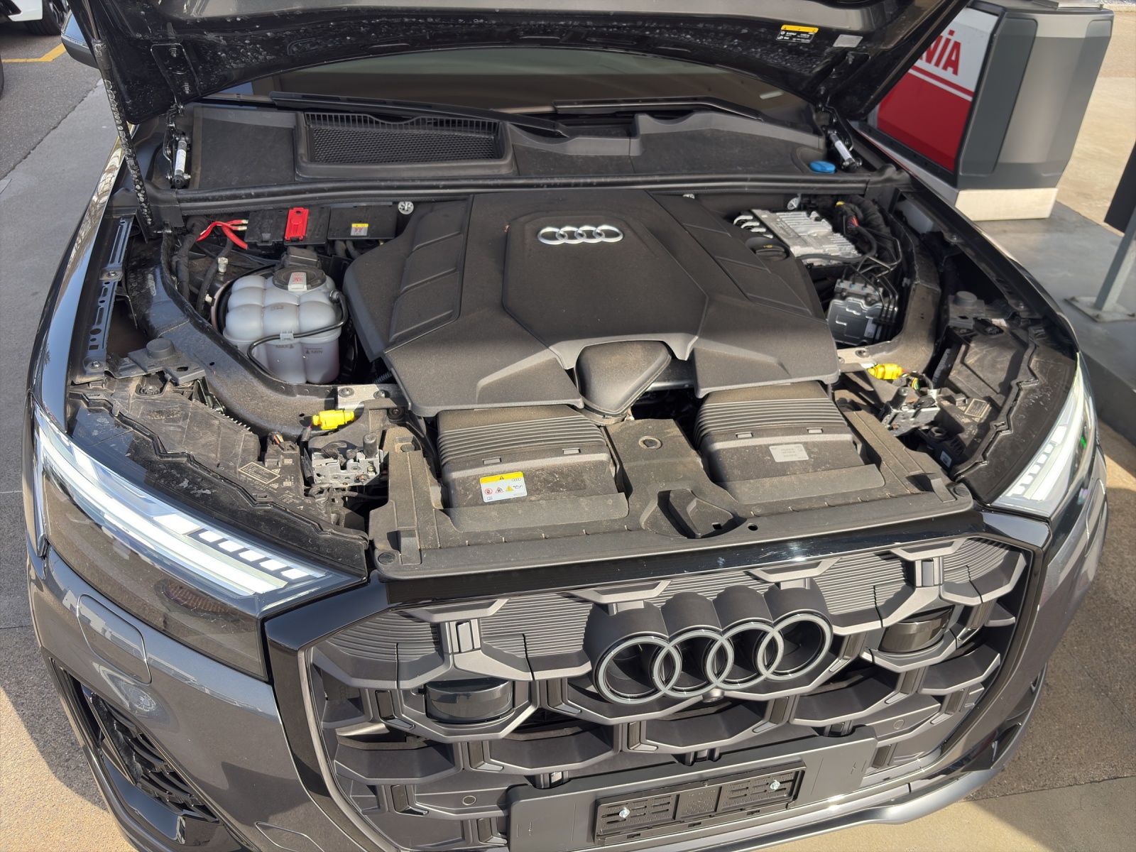 AUDI Q7 55 TFSI S line quattro tiptronic-image-18