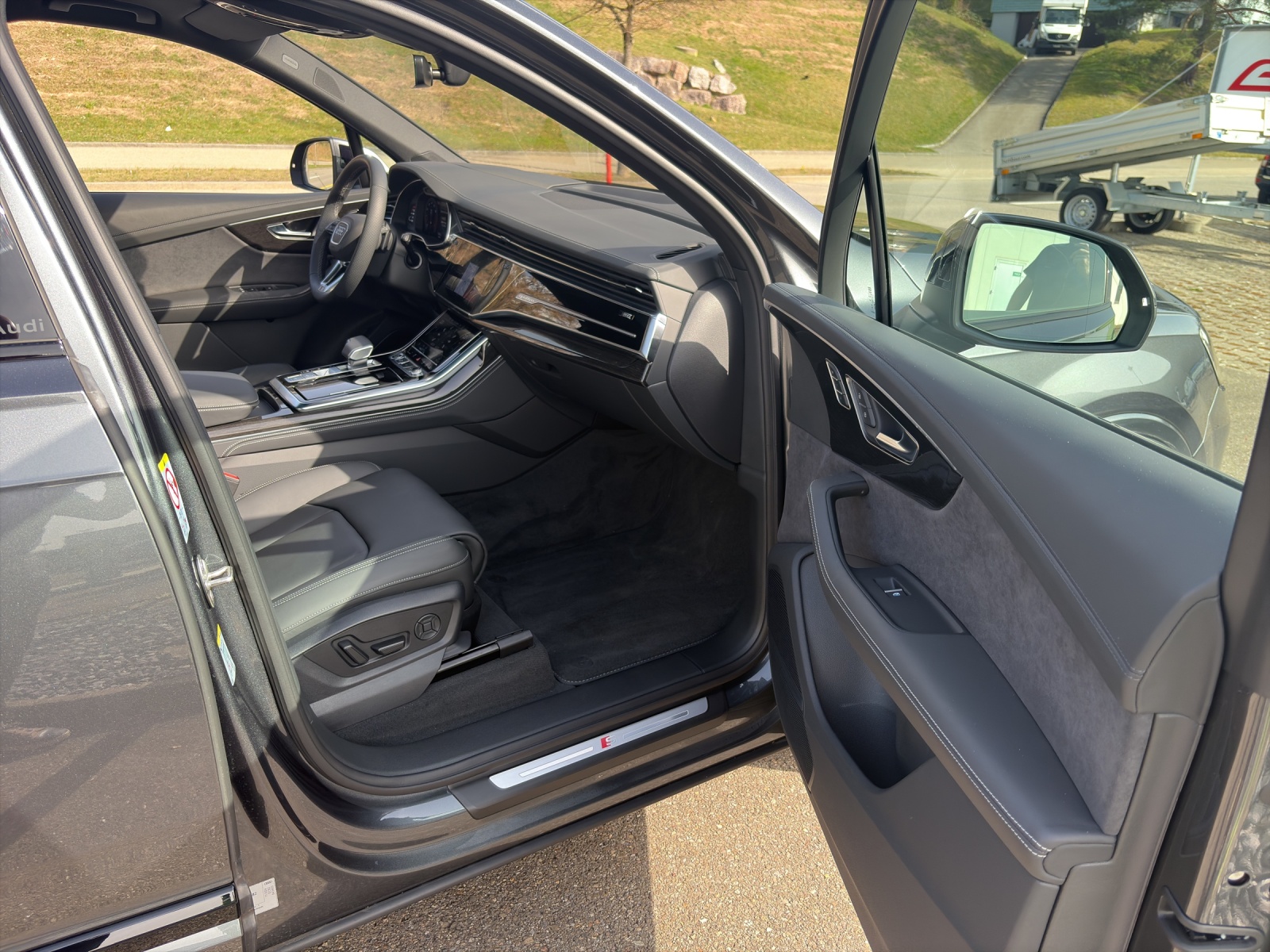 AUDI Q7 55 TFSI S line quattro tiptronic-image-5