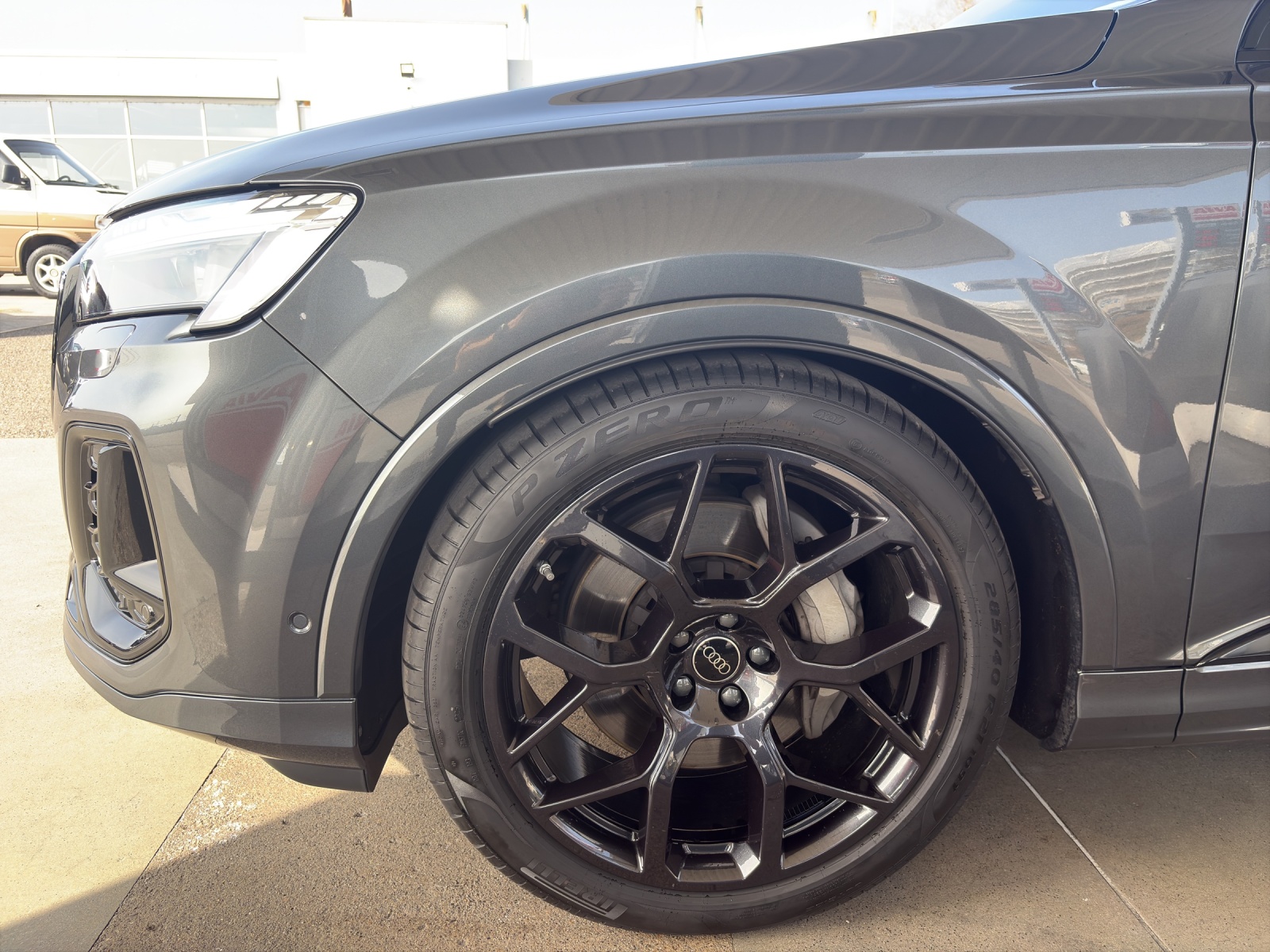 AUDI Q7 55 TFSI S line quattro tiptronic-image-13