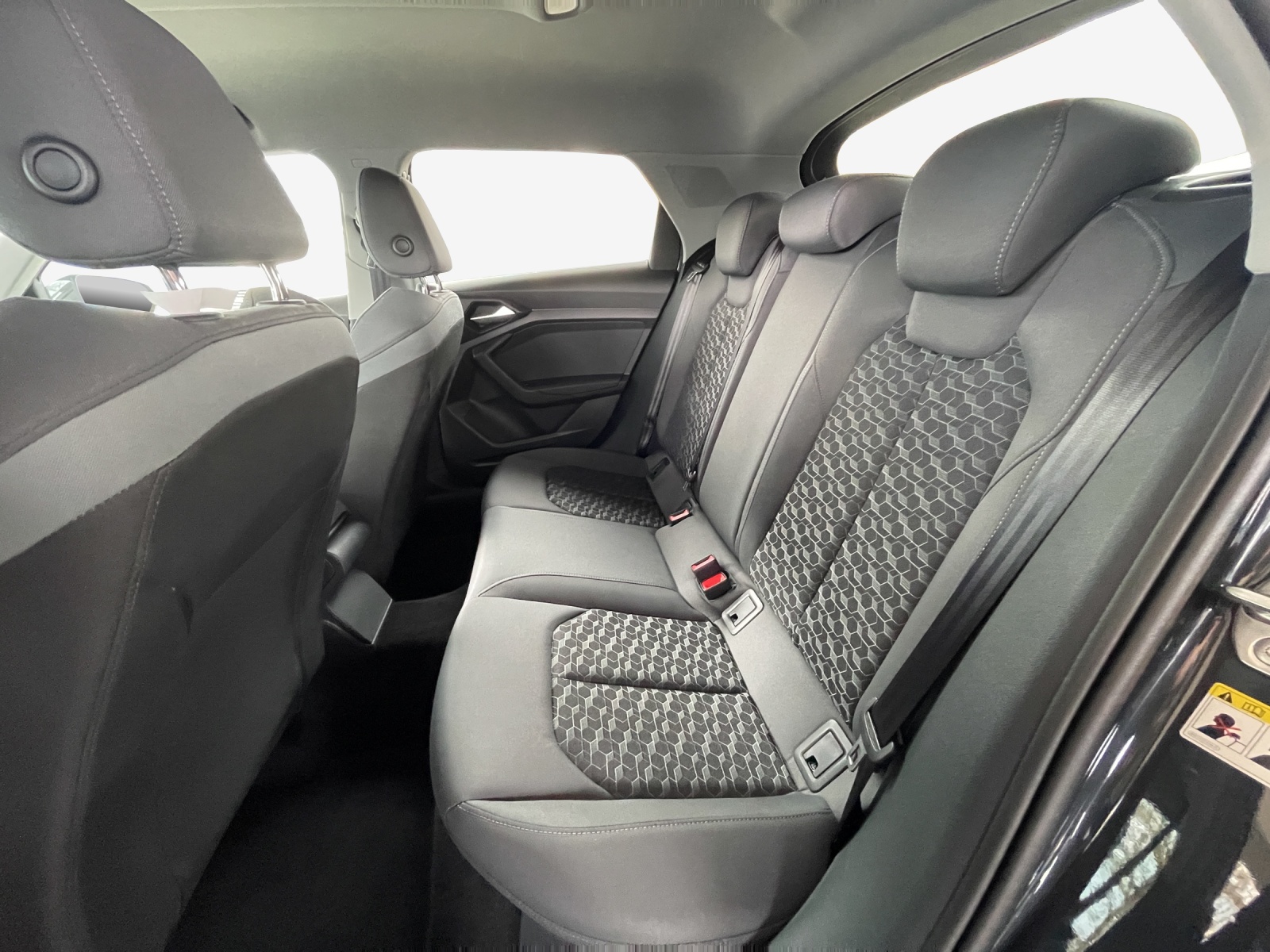 AUDI A1 Sportback 30 TFSI advanced Attraction S-tronic-image-11