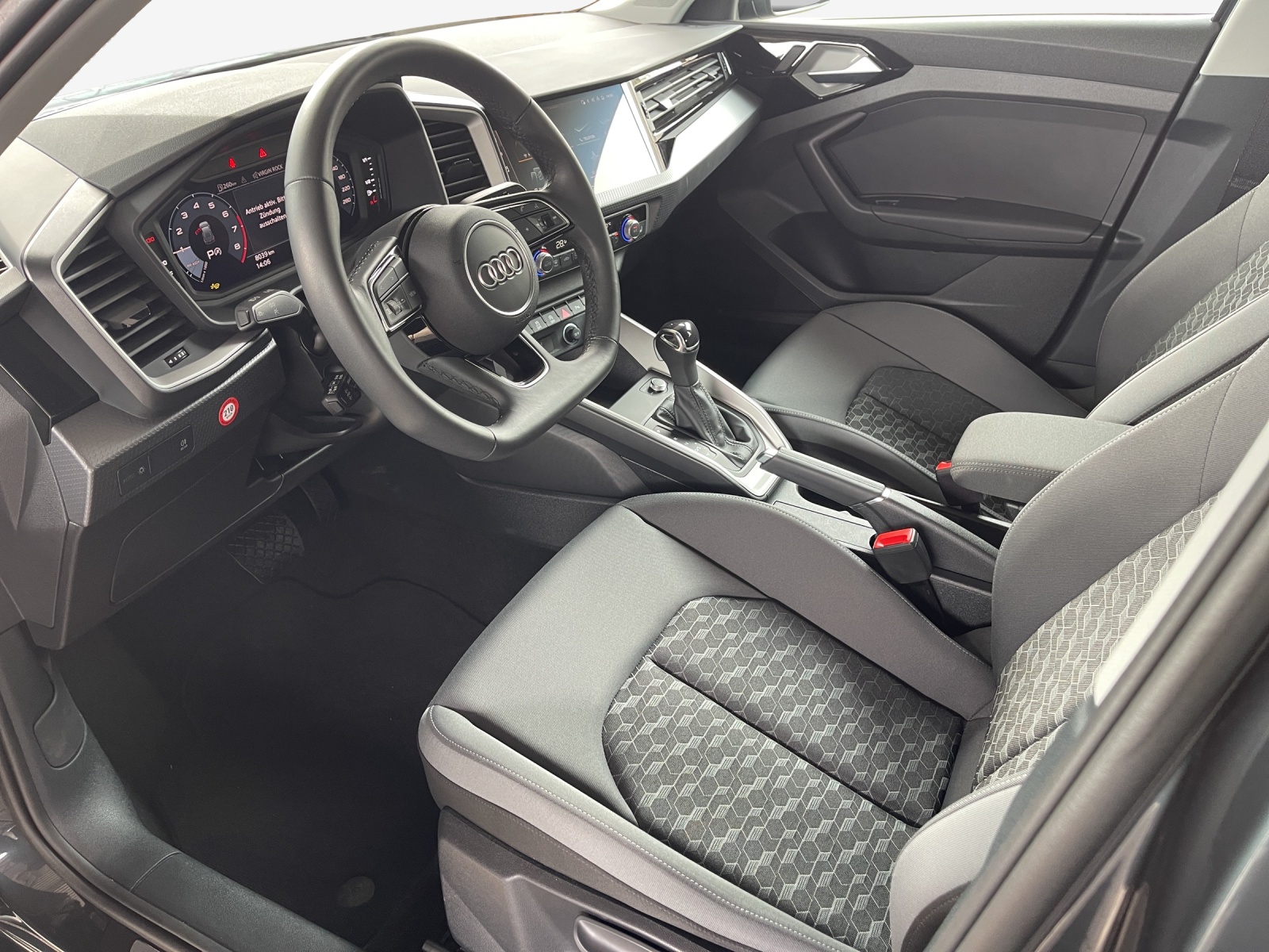 AUDI A1 Sportback 30 TFSI advanced Attraction S-tronic-image-7