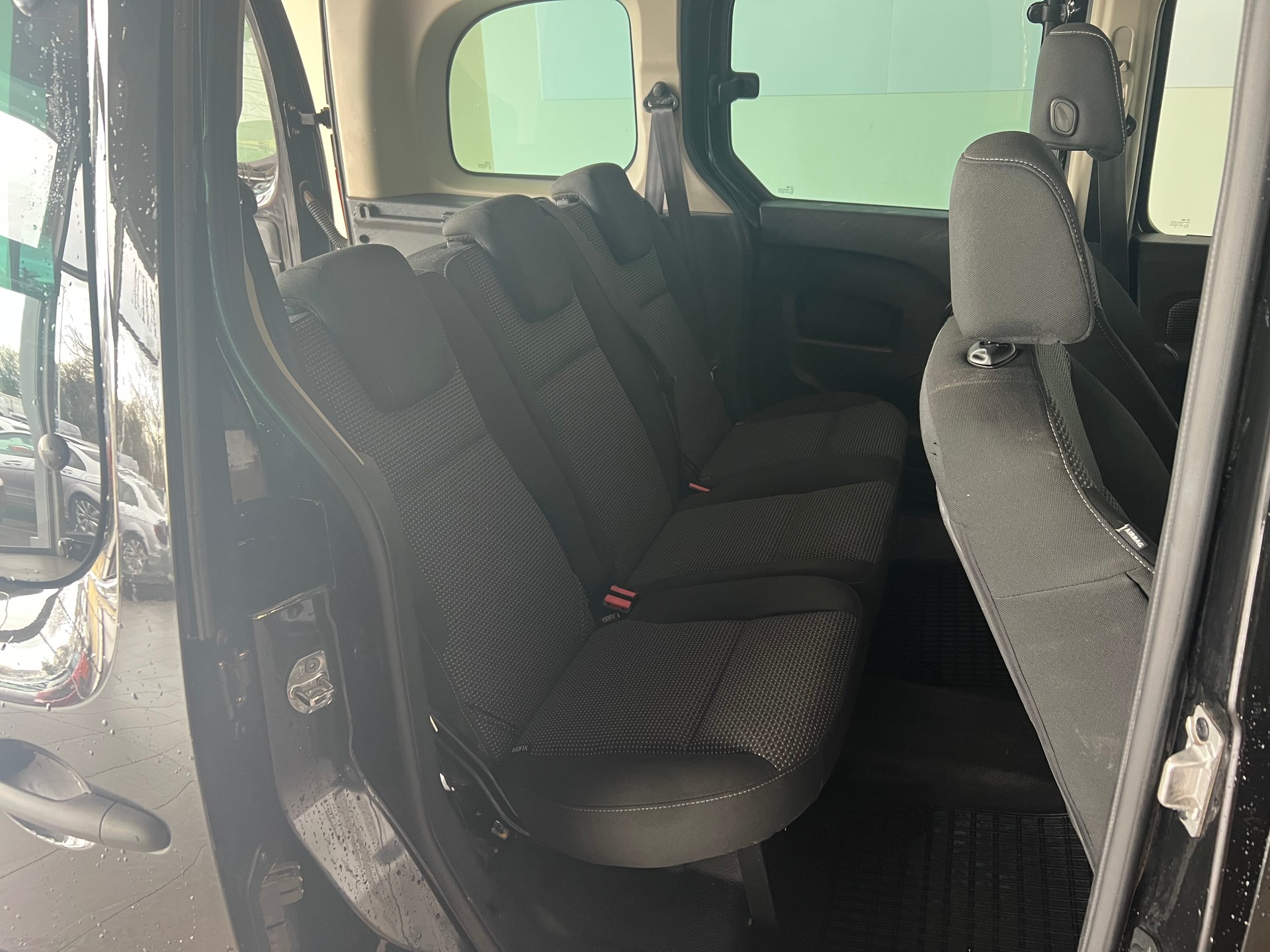 MERCEDES-BENZ Citan Tourer 109 CDI L 5-Plätzer/5 places-image-18