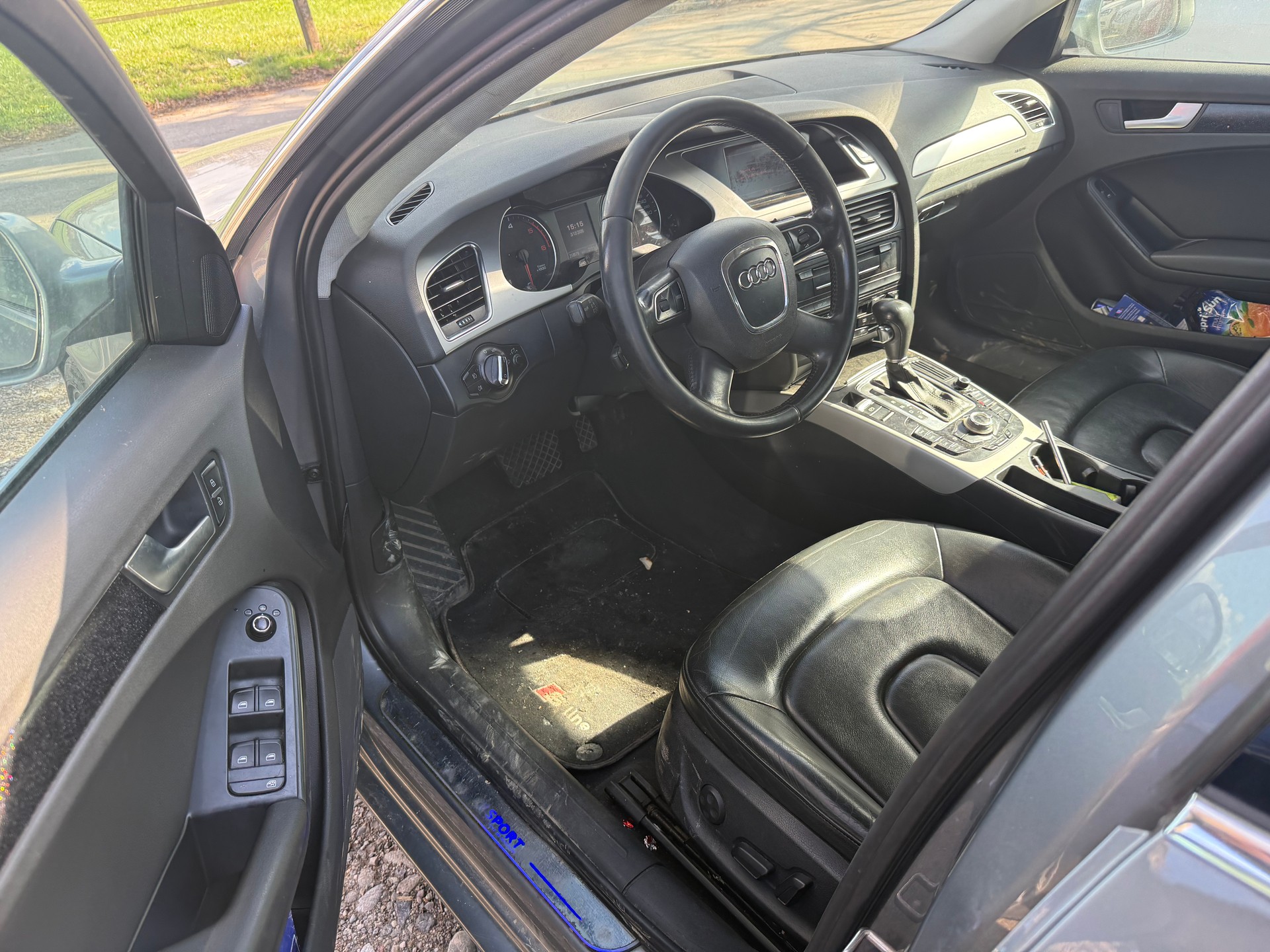 AUDI A4 Avant 2.7 TDI multitronic-image-9