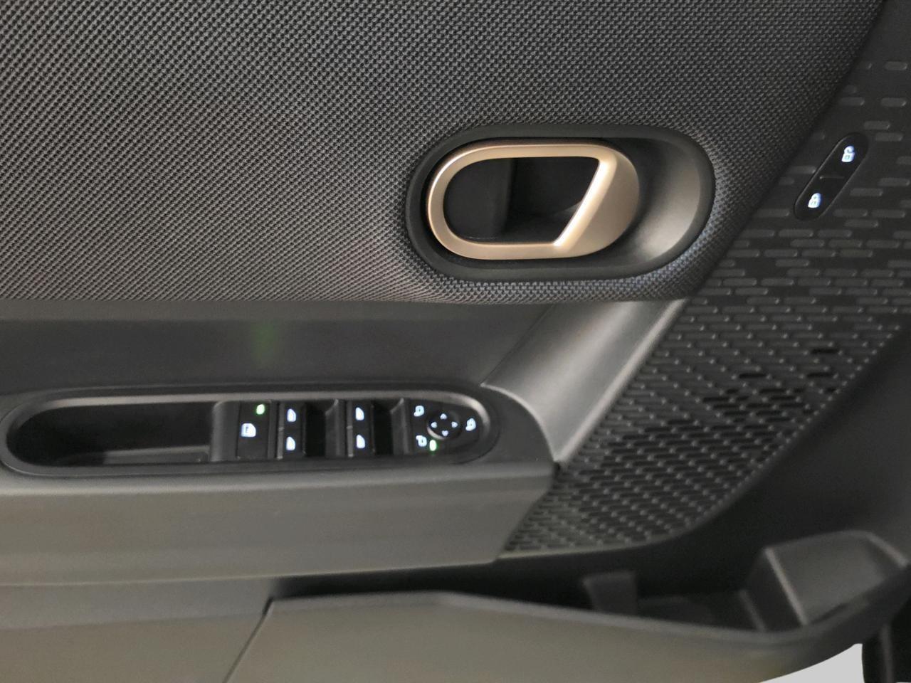MINI Cooper S (5 door)-image-18