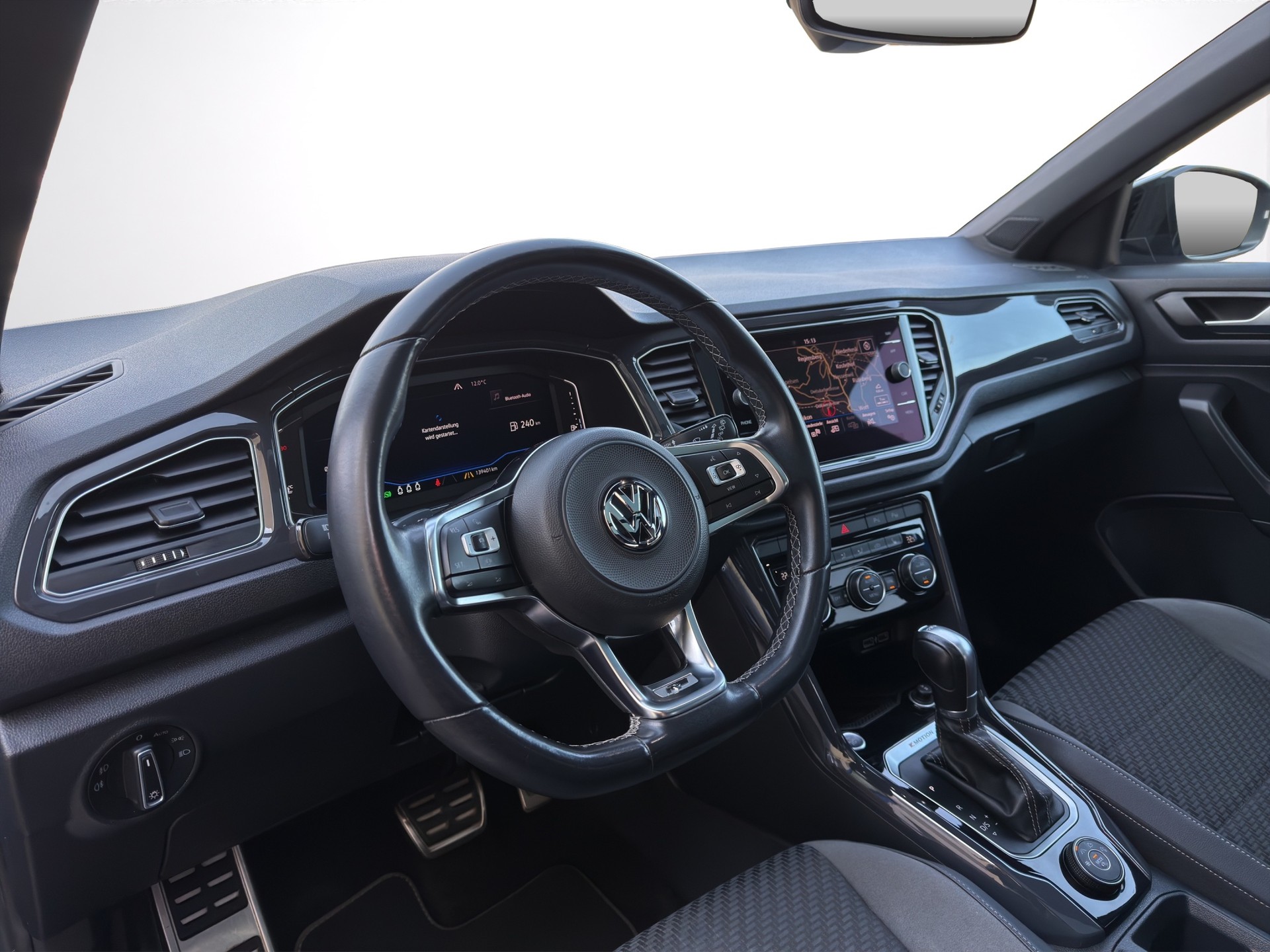 VW T-Roc 2.0 TDI SCR R-Line Sport DSG 4Motion-image-10