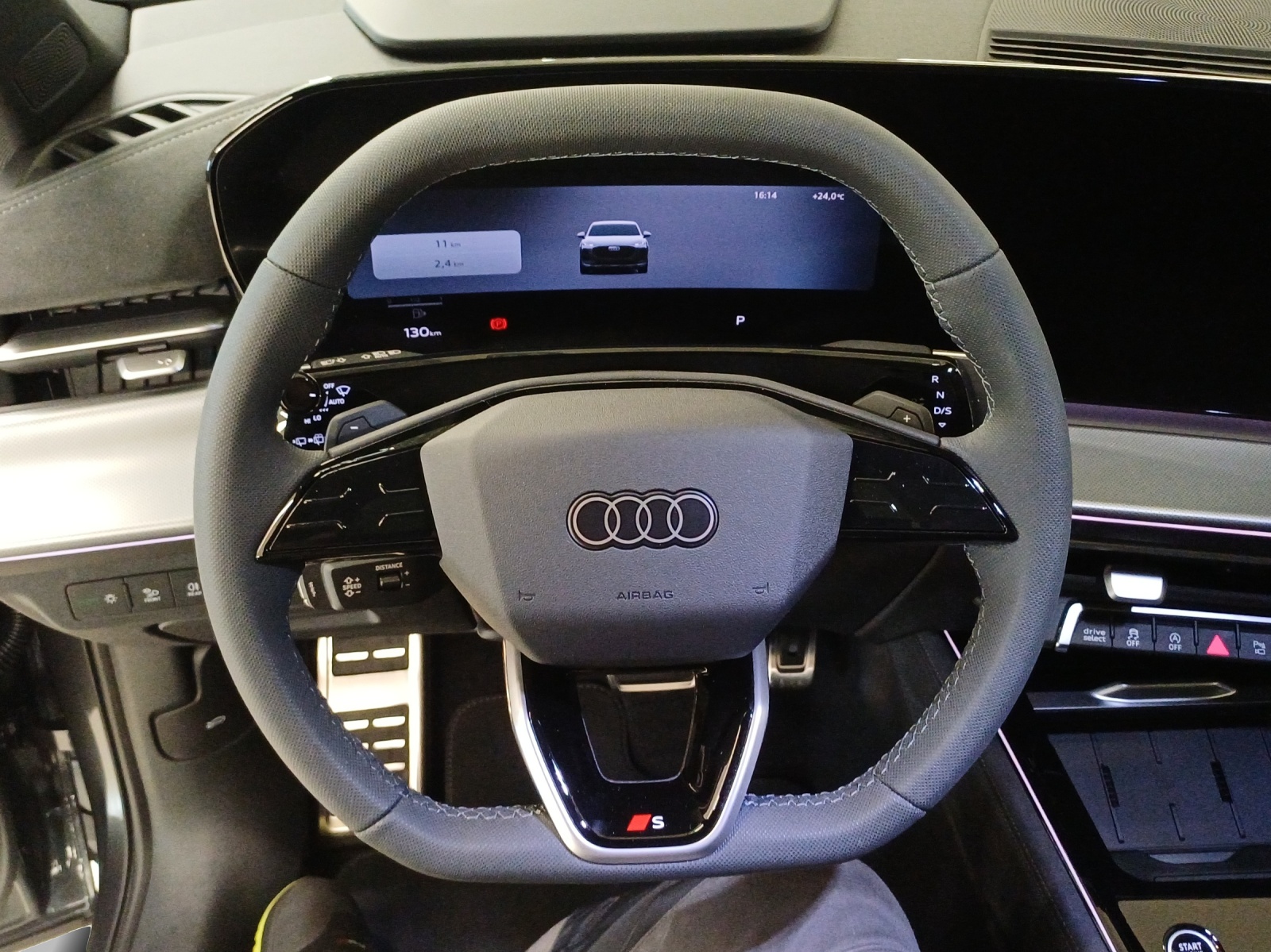 AUDI Q3 Sportback TFSI quattro 195 kW S tronic-image-9