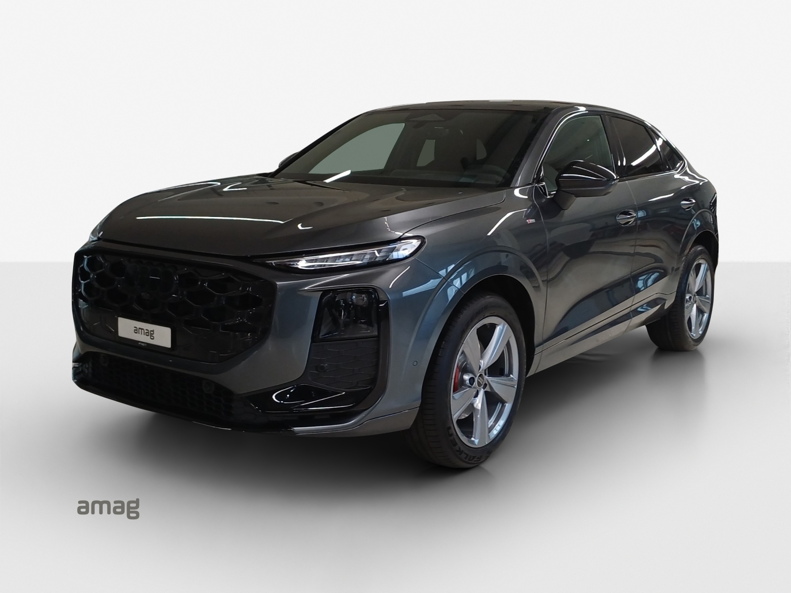 AUDI Q3 Sportback TFSI quattro 195 kW S tronic-image-0