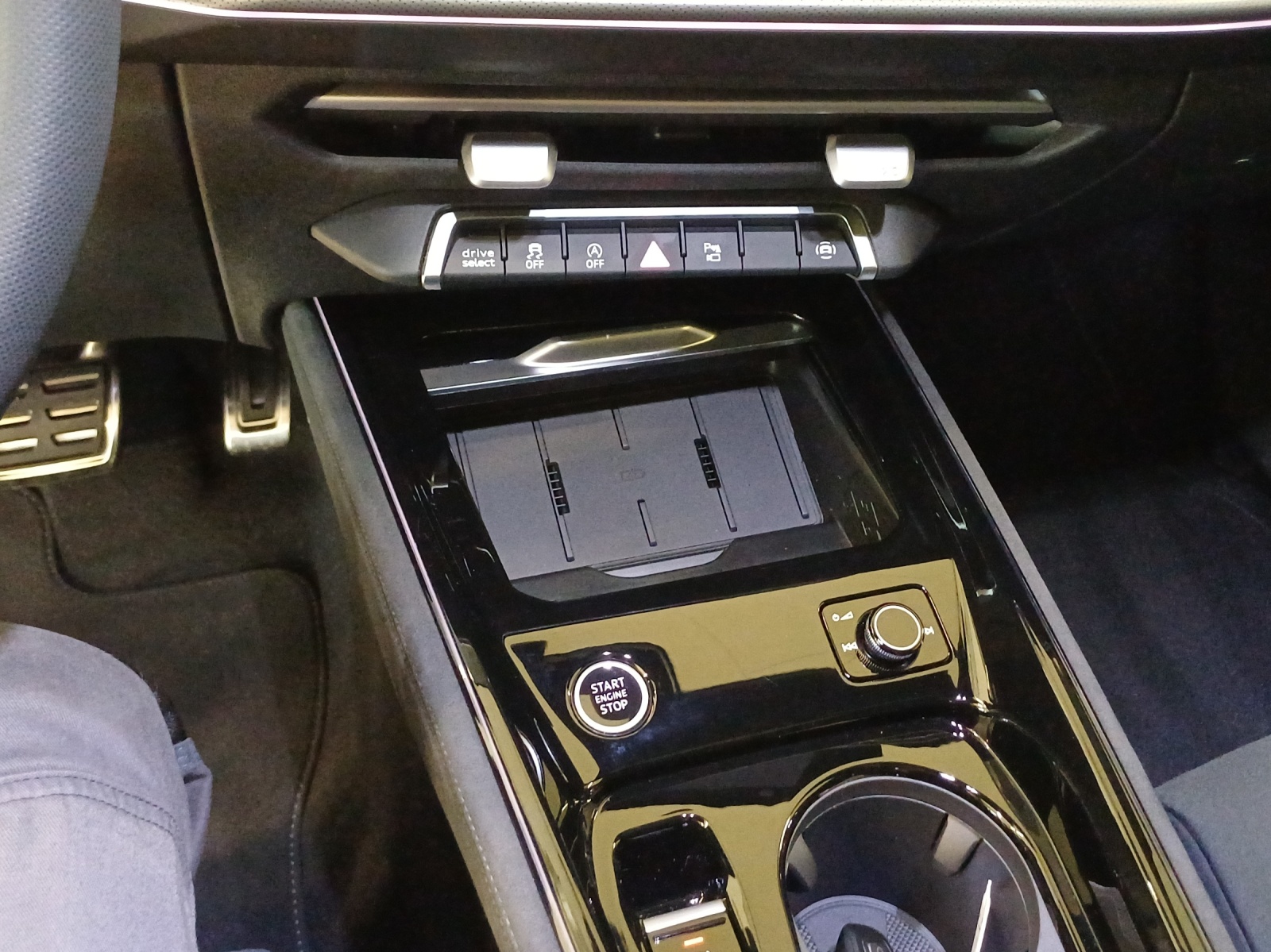 AUDI Q3 Sportback TFSI quattro 195 kW S tronic-image-10