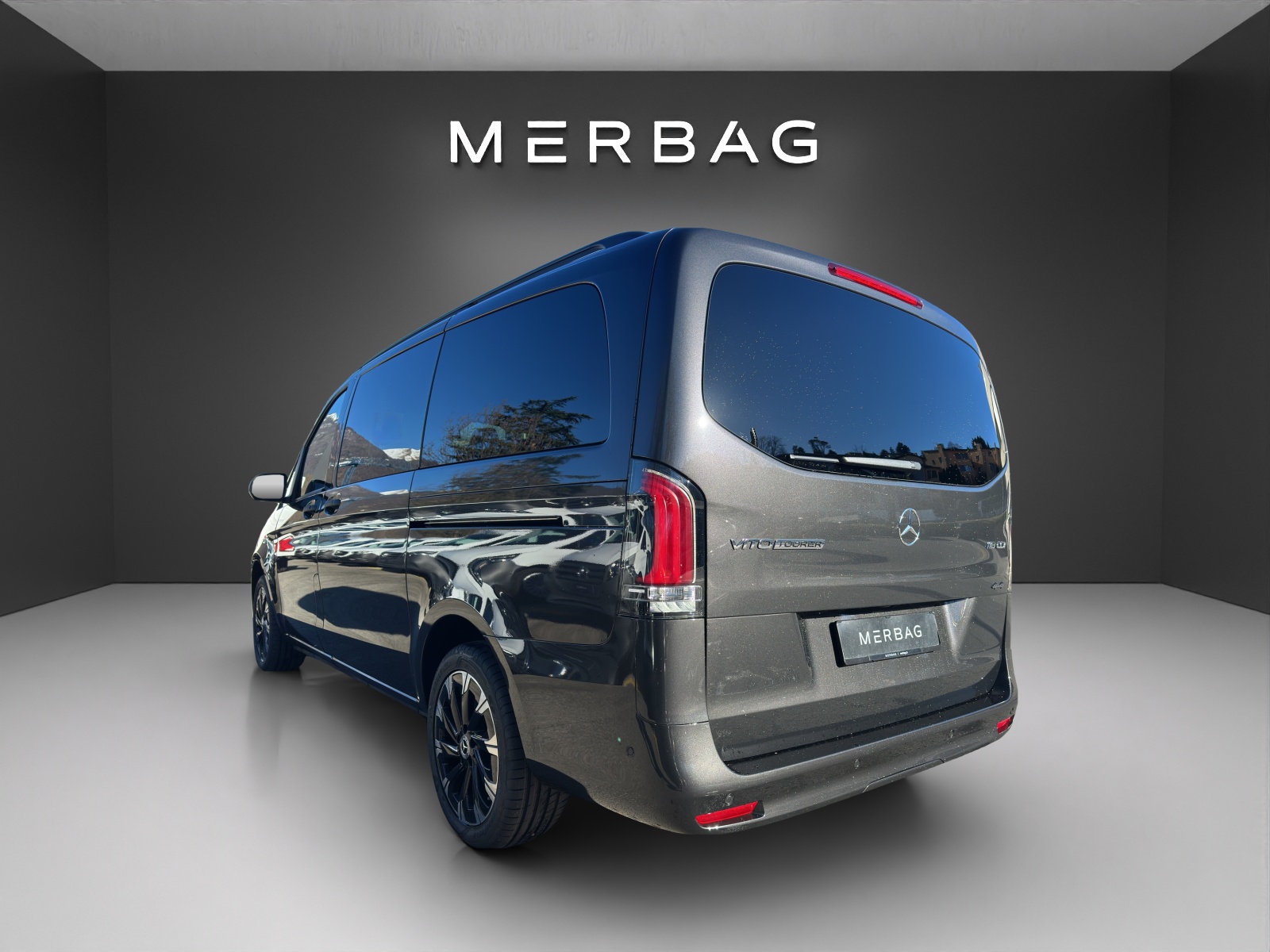 MERCEDES-BENZ Vito 116 CDI Lang Tourer 9G-Tronic 4M Select-image-4