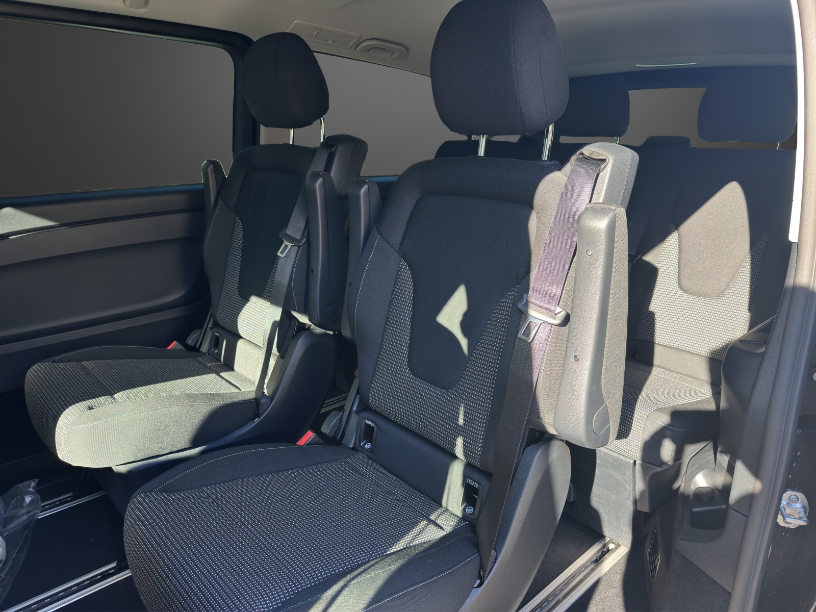 MERCEDES-BENZ Vito 116 CDI Lang Tourer 9G-Tronic 4M Select-image-6