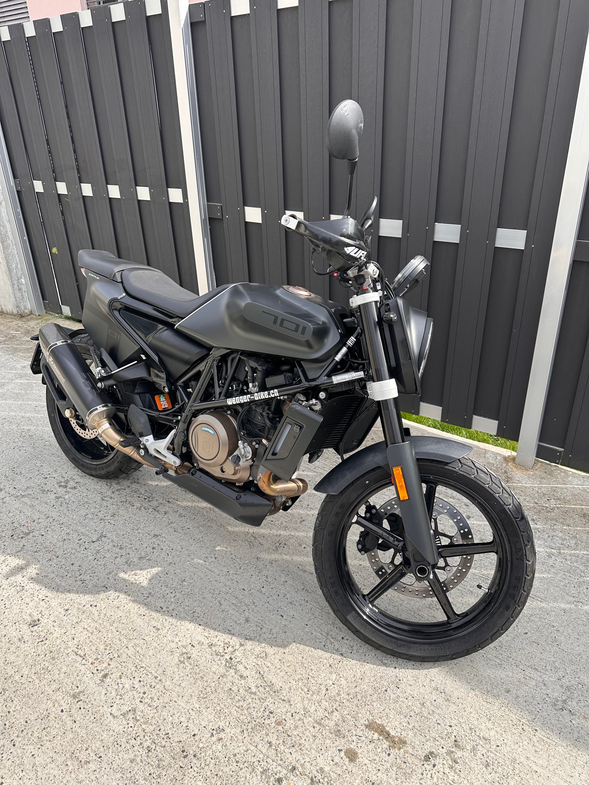 HUSQVARNA SVARTPILEN 701-image-1
