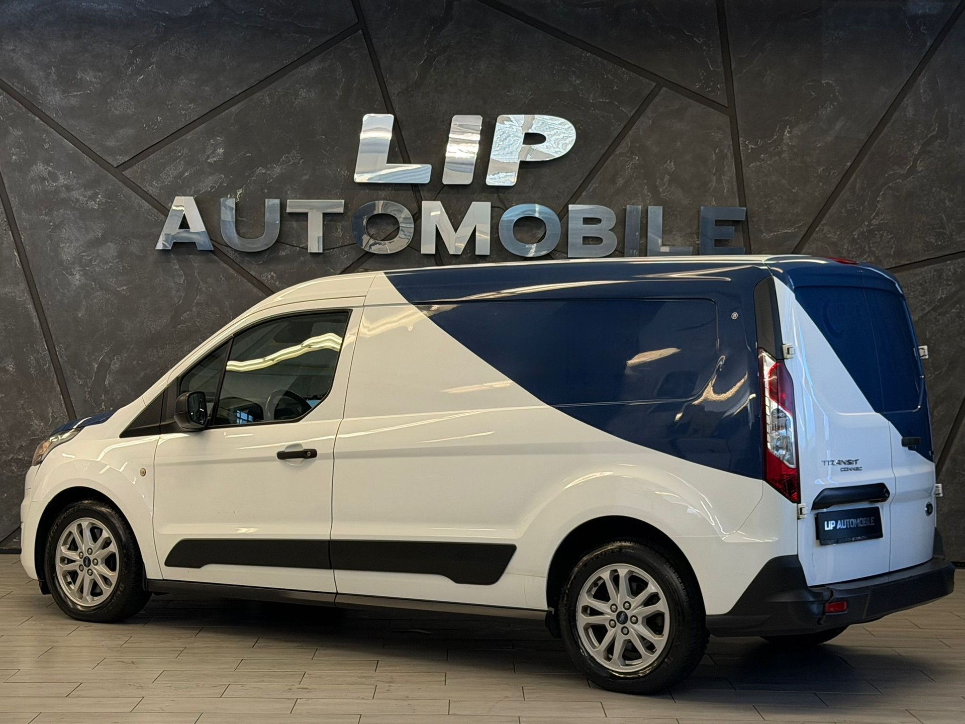 FORD Transit Connect Van T210 1.5 Eco Blue Ambiente-image-7