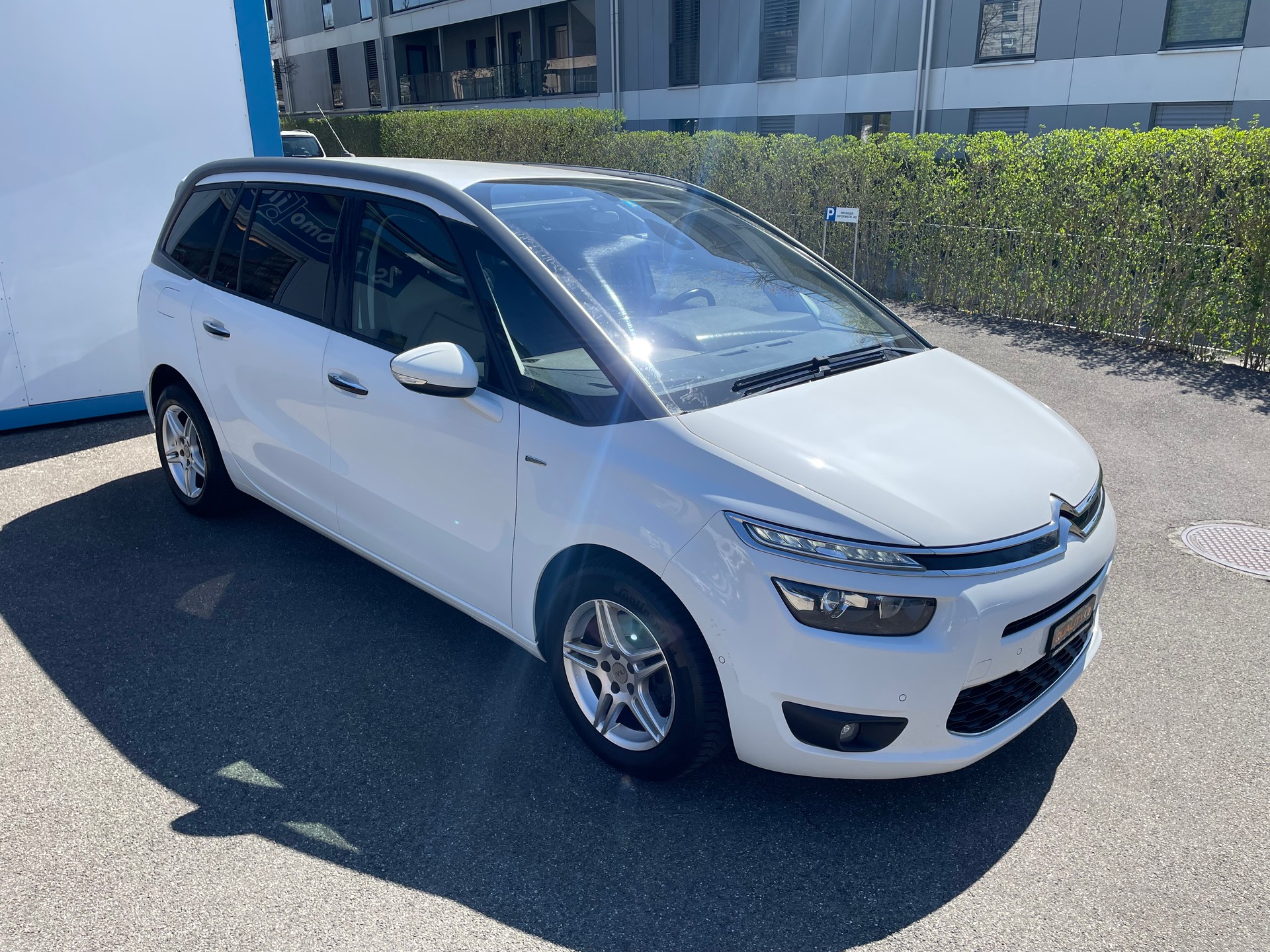 CITROEN Grand C4 Picasso 2.0 BlueHDi Exclusive-image-4