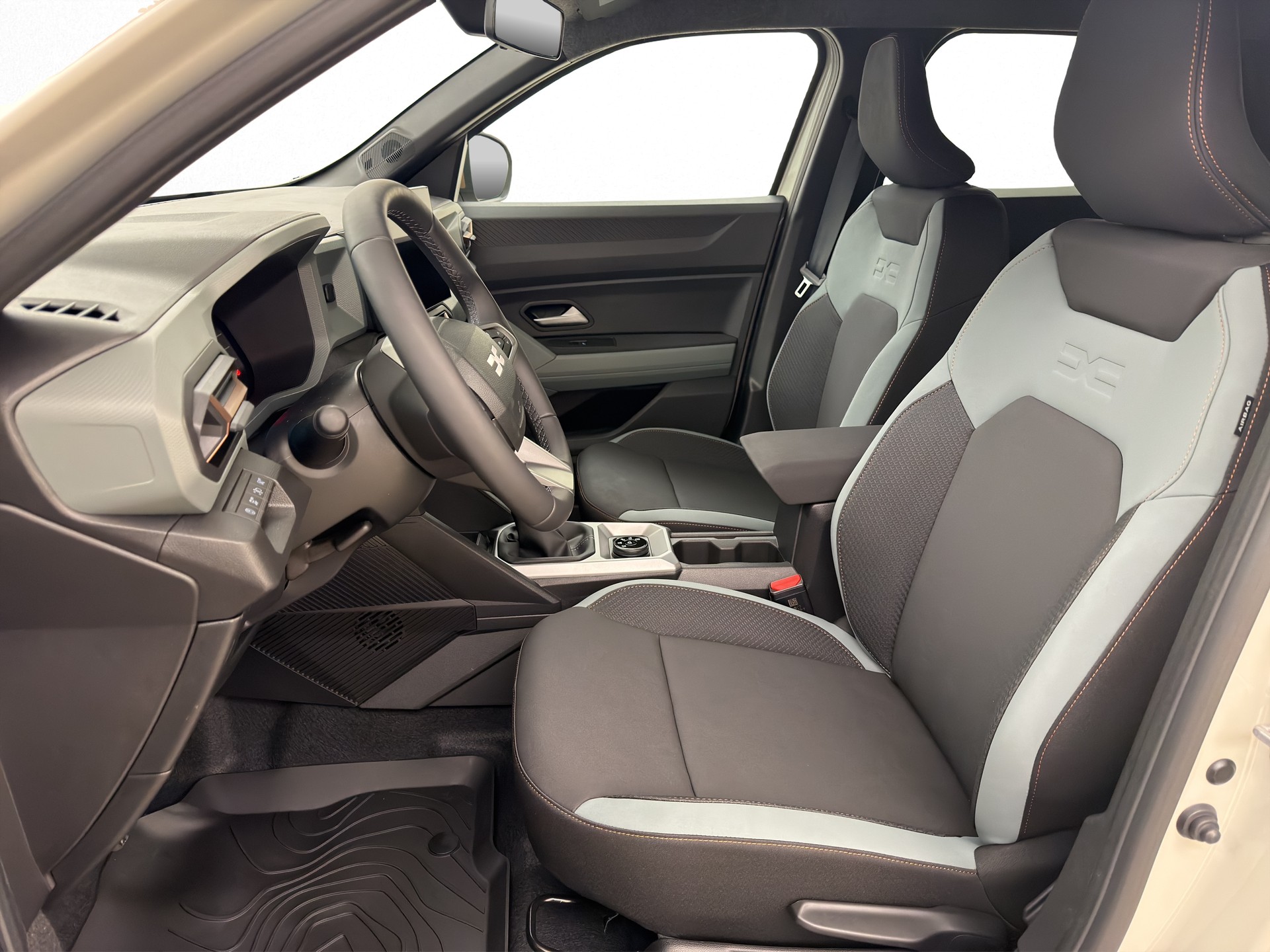 DACIA Duster 1.2 TCe Extreme 4WD-image-5