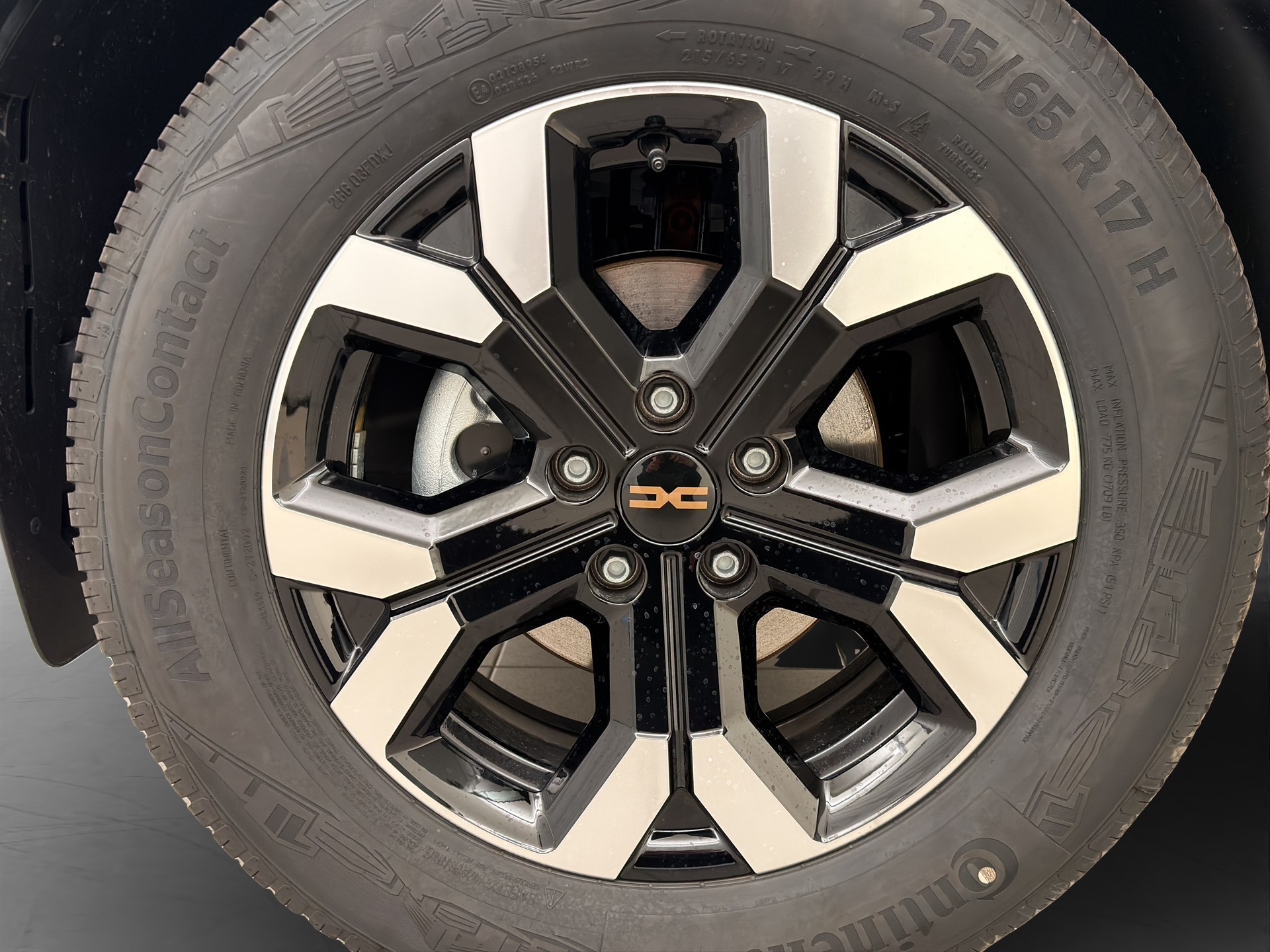 DACIA Duster 1.2 TCe Extreme 4WD-image-4