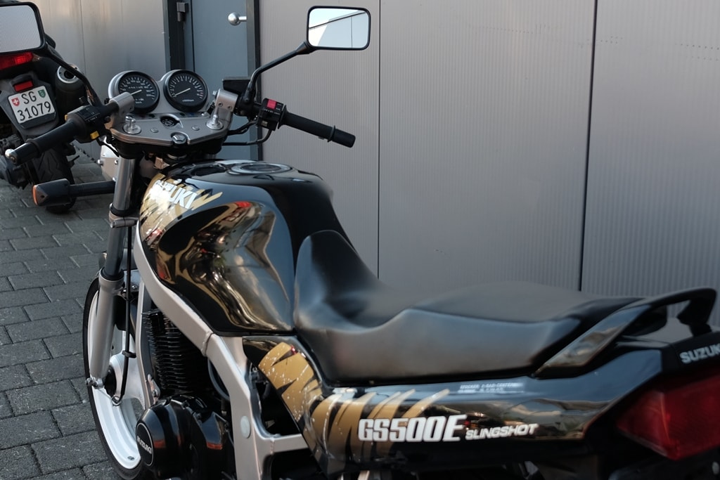 SUZUKI GS 500E-showroom-element-2
