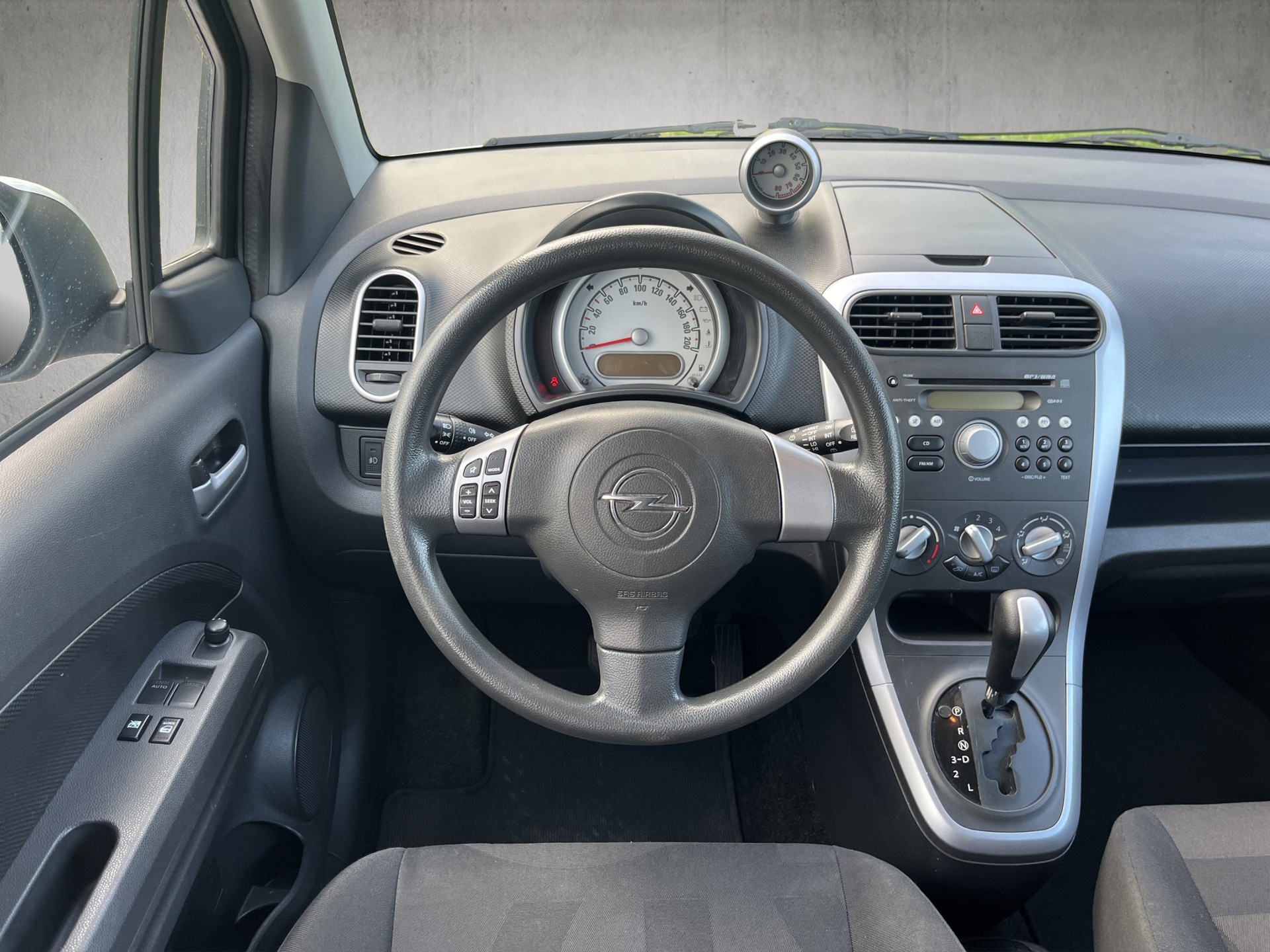 OPEL Agila 1.2 Enjoy Automatic-image-13