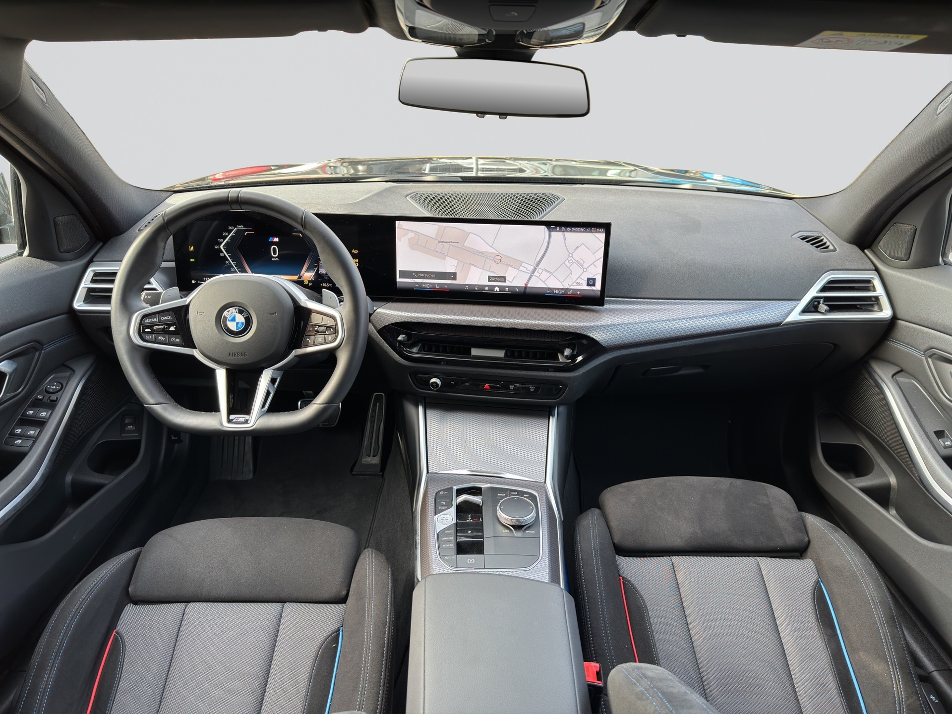 BMW 330i Touring xDrive M Sport Steptronic-image-13
