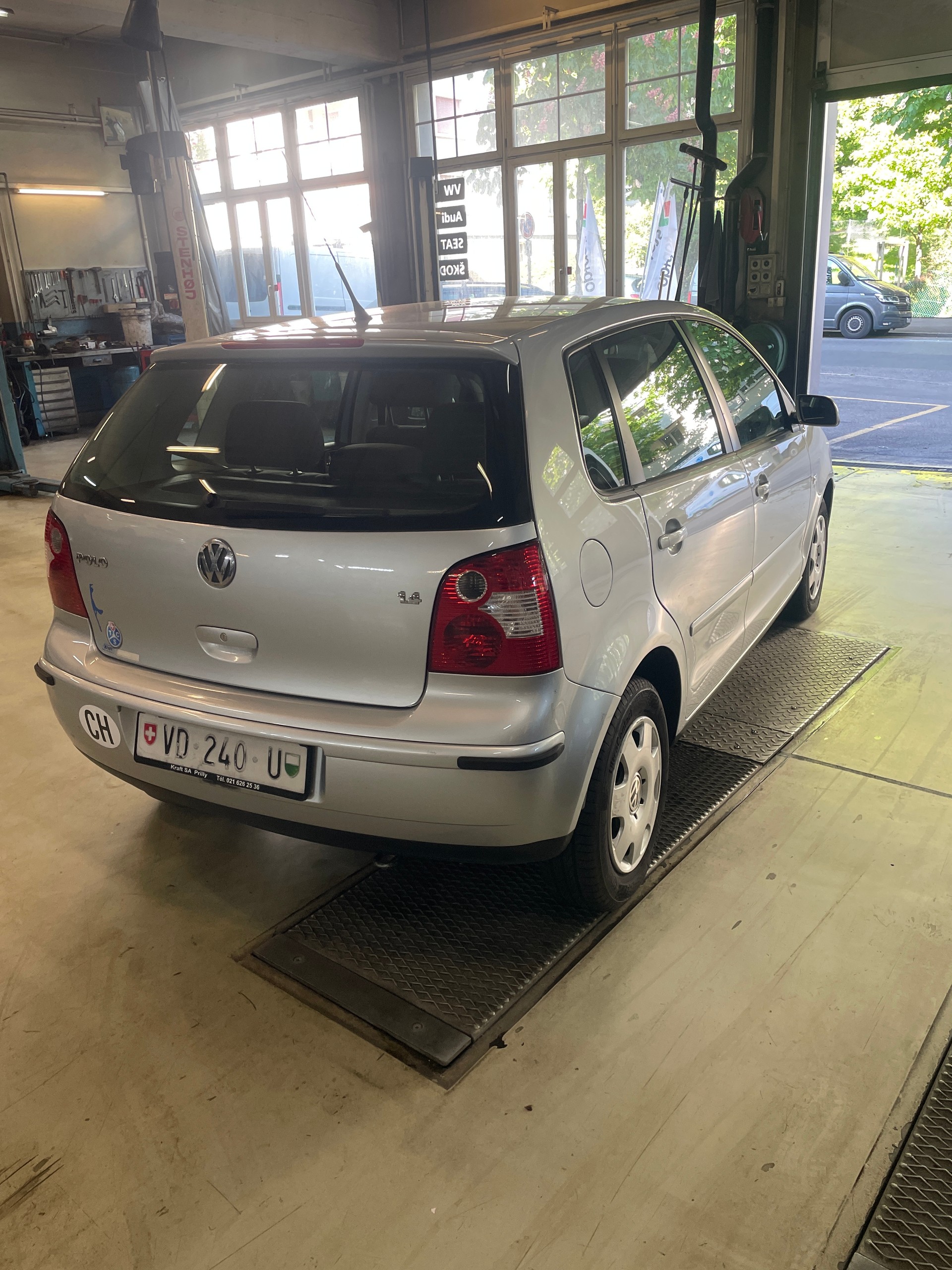VW Polo 1.4 16V Comfortline-image-2