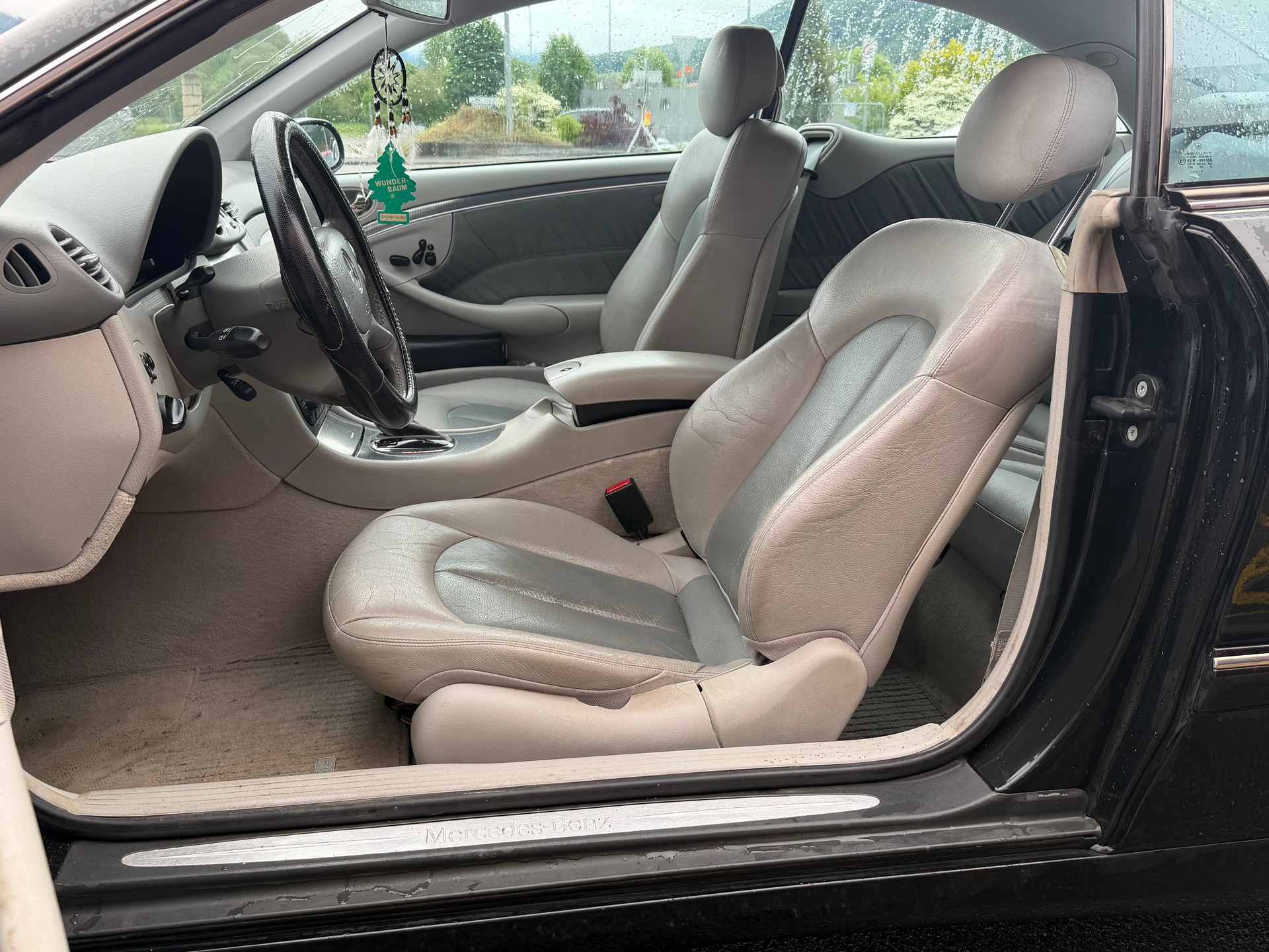 MERCEDES-BENZ CLK 320 Elégance Automatic-image-6