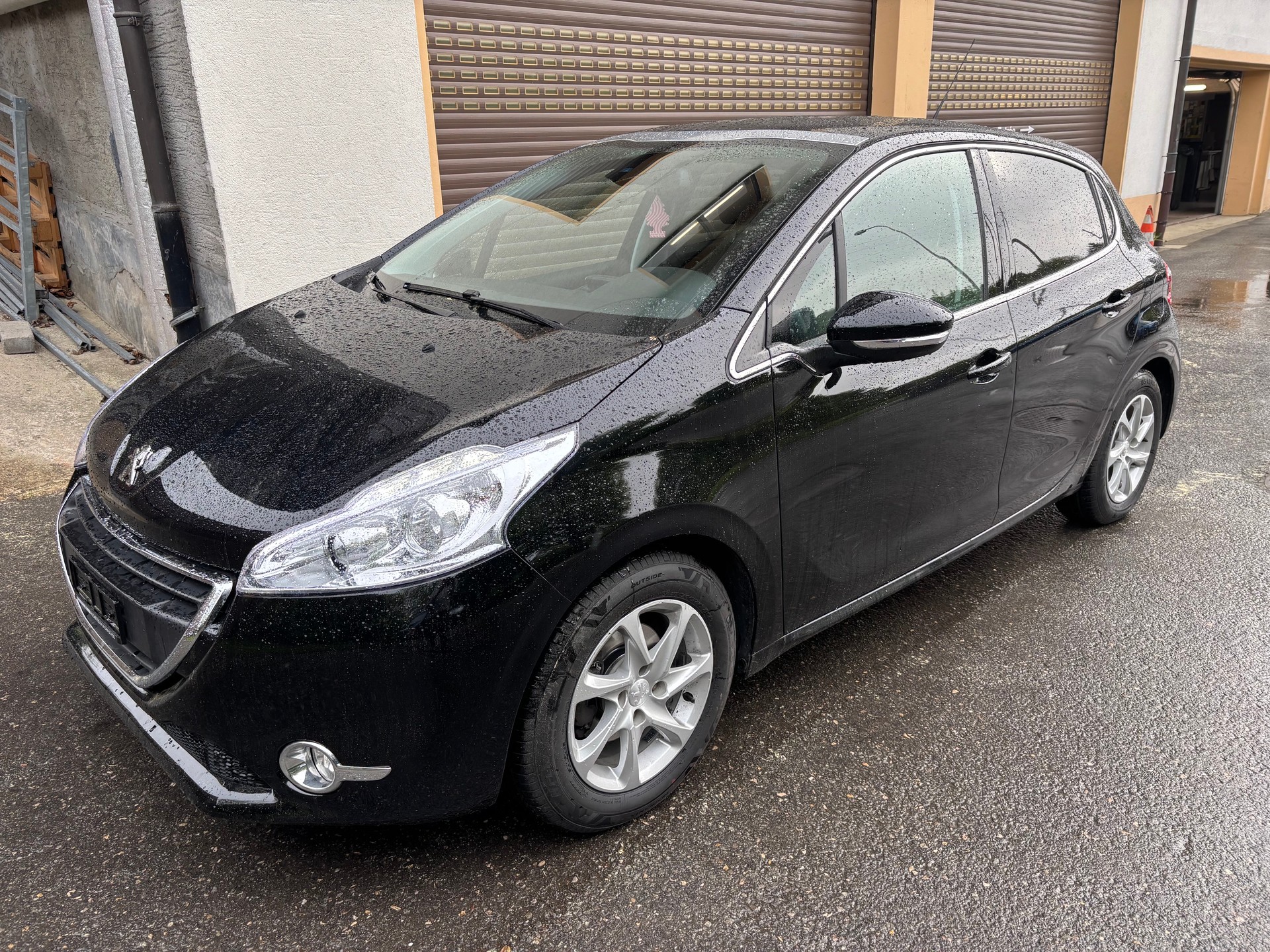 PEUGEOT 208 1.6 VTI Allure Automatik