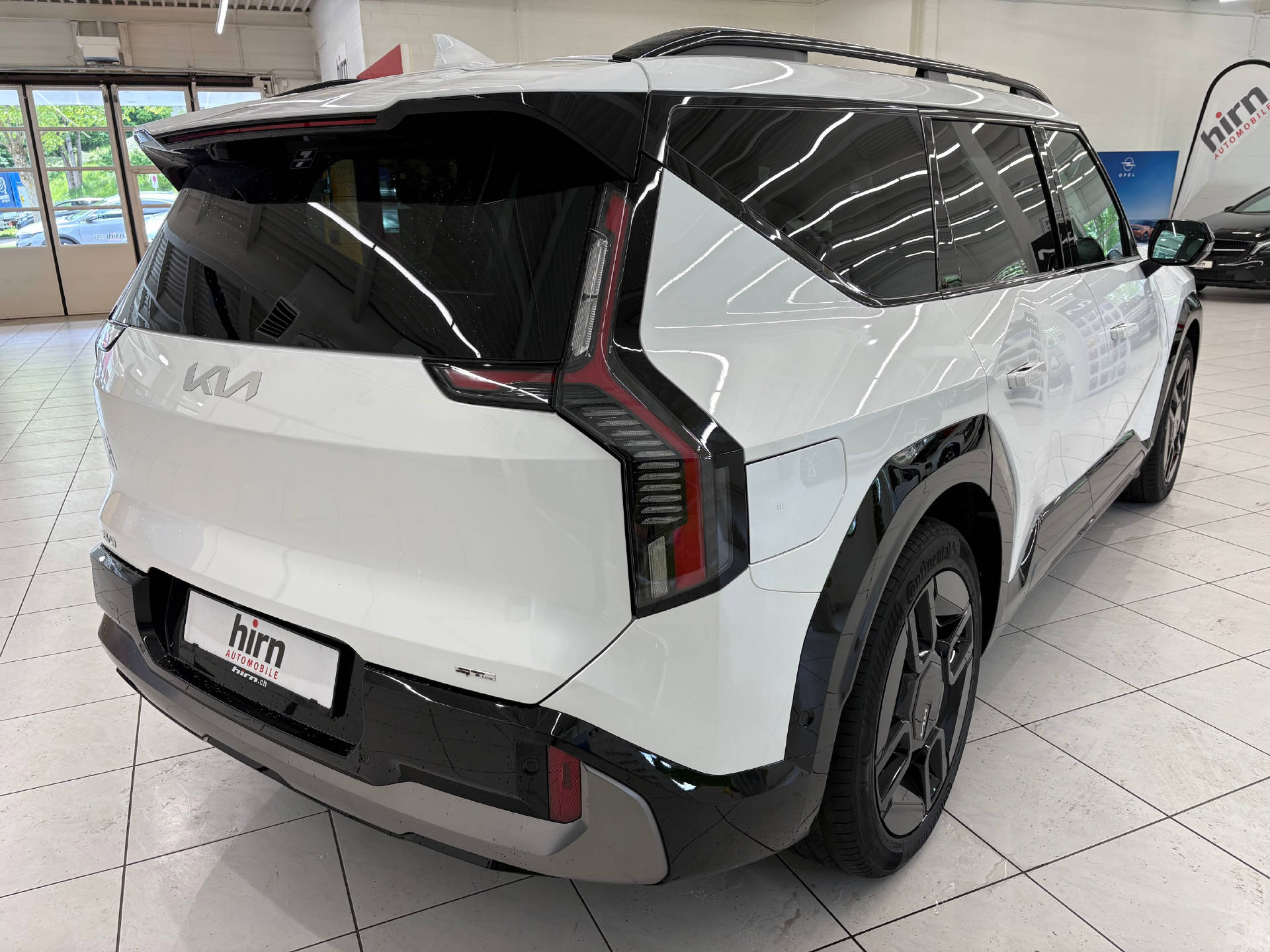 KIA EV9 99.8 kWh GT-Line 4x4-image-4