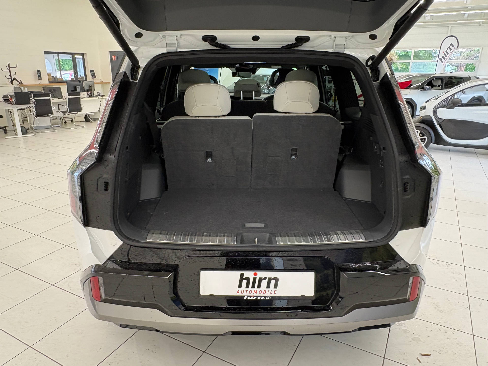 KIA EV9 99.8 kWh GT-Line 4x4-image-10