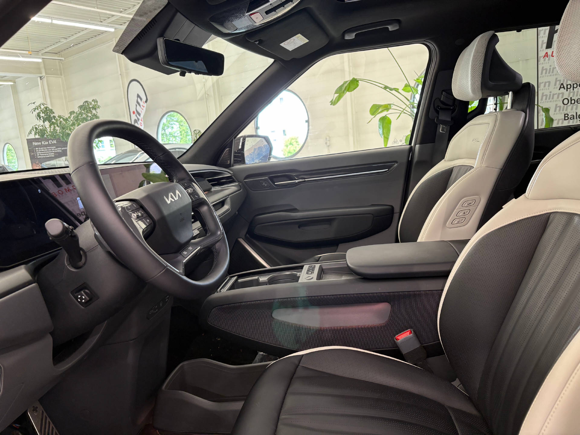 KIA EV9 99.8 kWh GT-Line 4x4-image-7