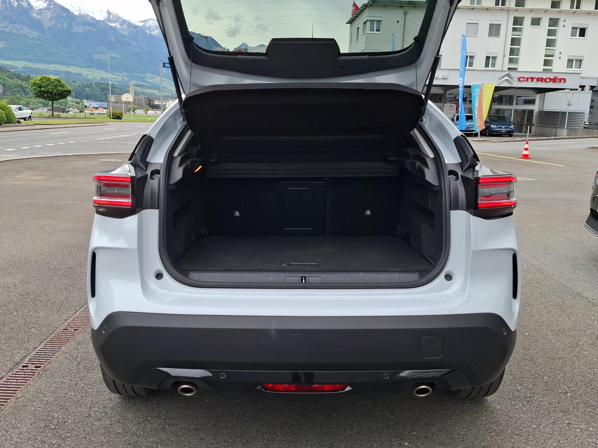 CITROEN C4 1.2 PureTech Max-image-11