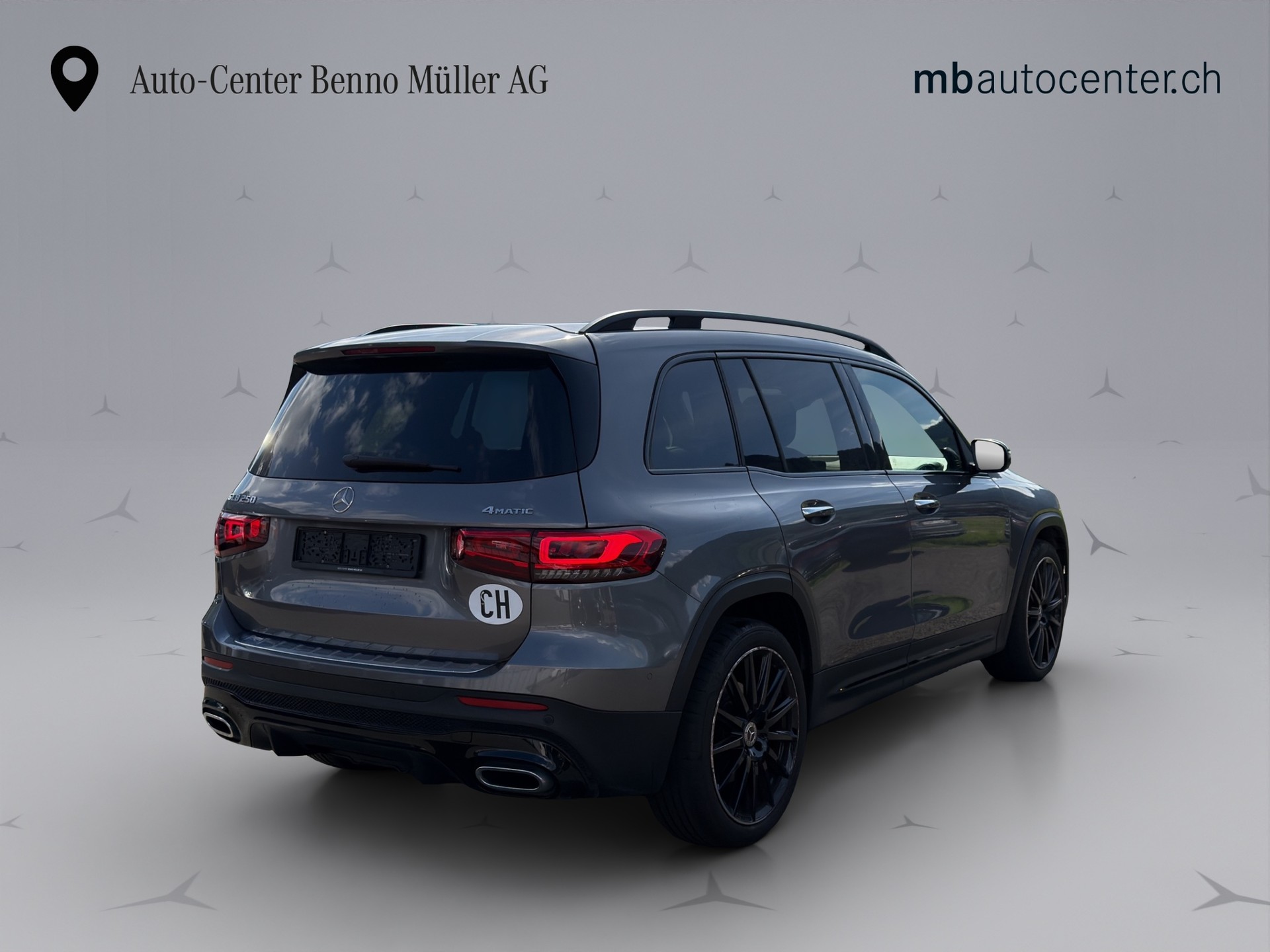 MERCEDES-BENZ GLB 250 AMG Line 4matic-image-4