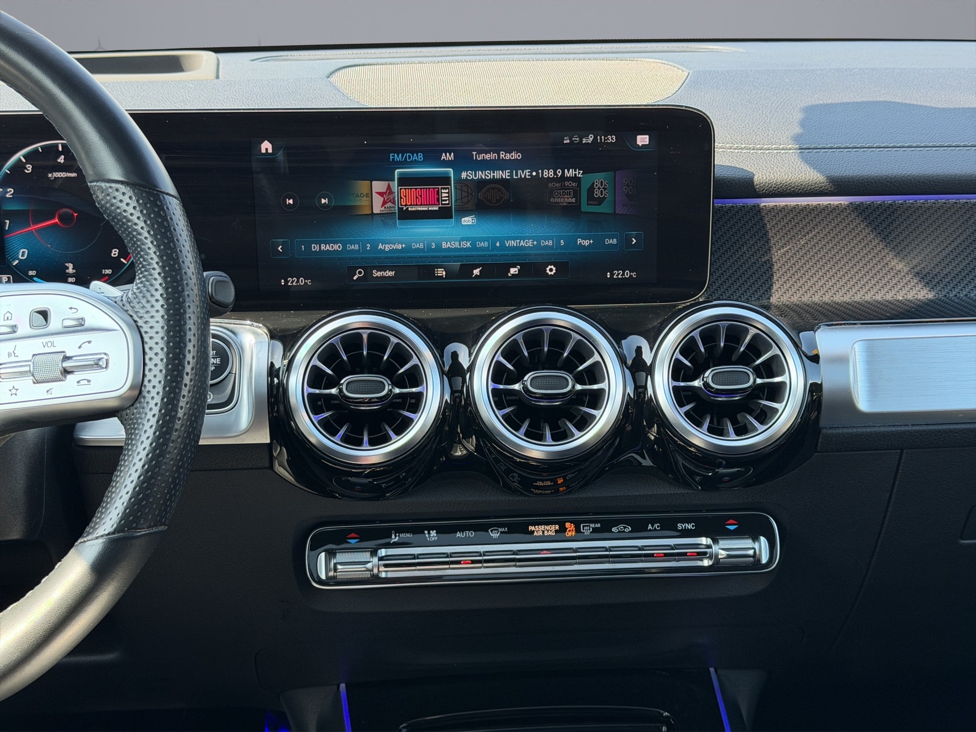 MERCEDES-BENZ GLB 250 AMG Line 4matic-image-11