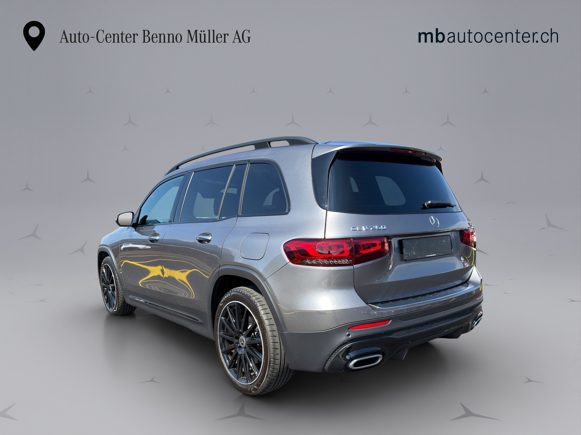 MERCEDES-BENZ GLB 250 AMG Line 4matic-image-2