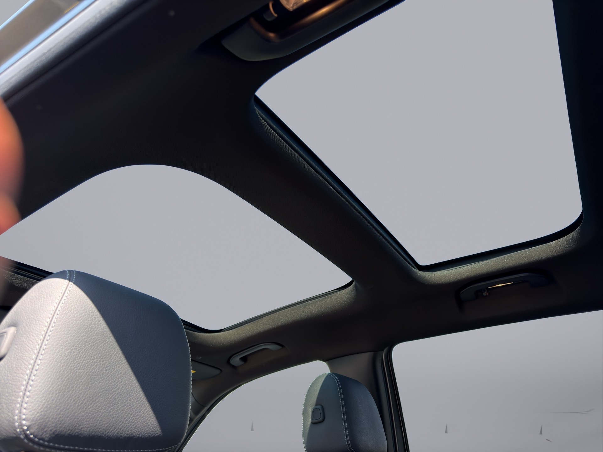MERCEDES-BENZ GLB 250 AMG Line 4matic-image-18