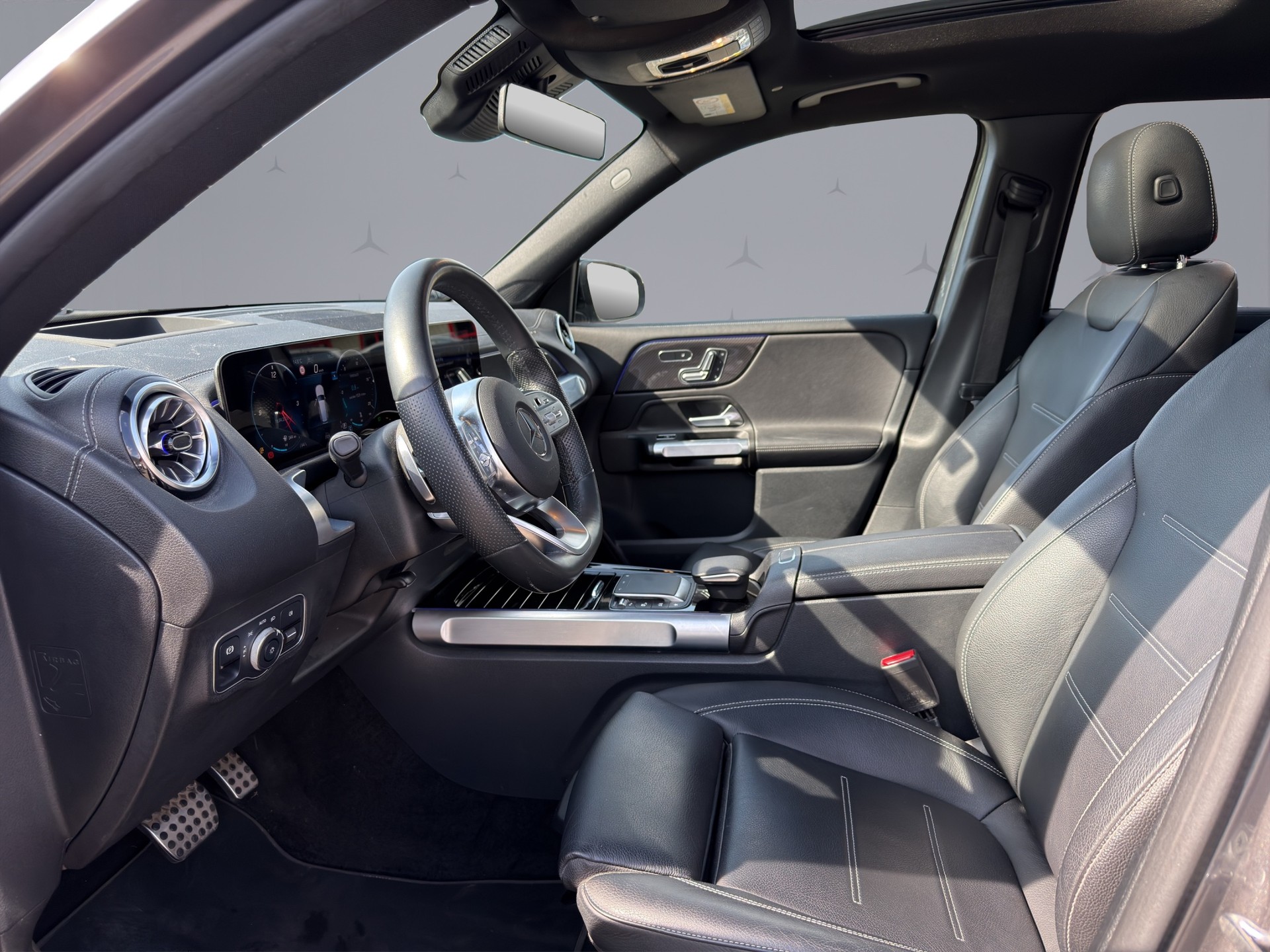 MERCEDES-BENZ GLB 250 AMG Line 4matic-image-8