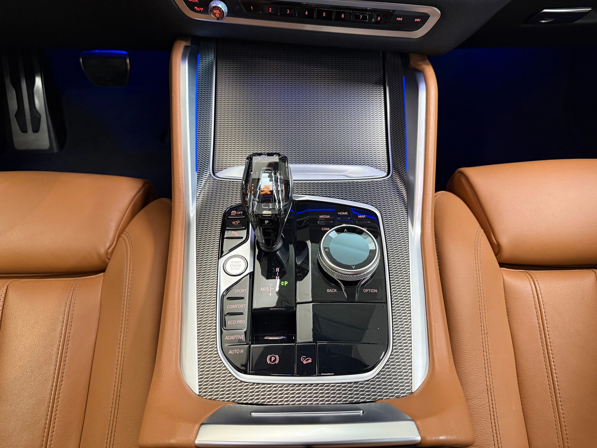 BMW X6 xDrive 48V 40i M Sport Steptronic-image-28